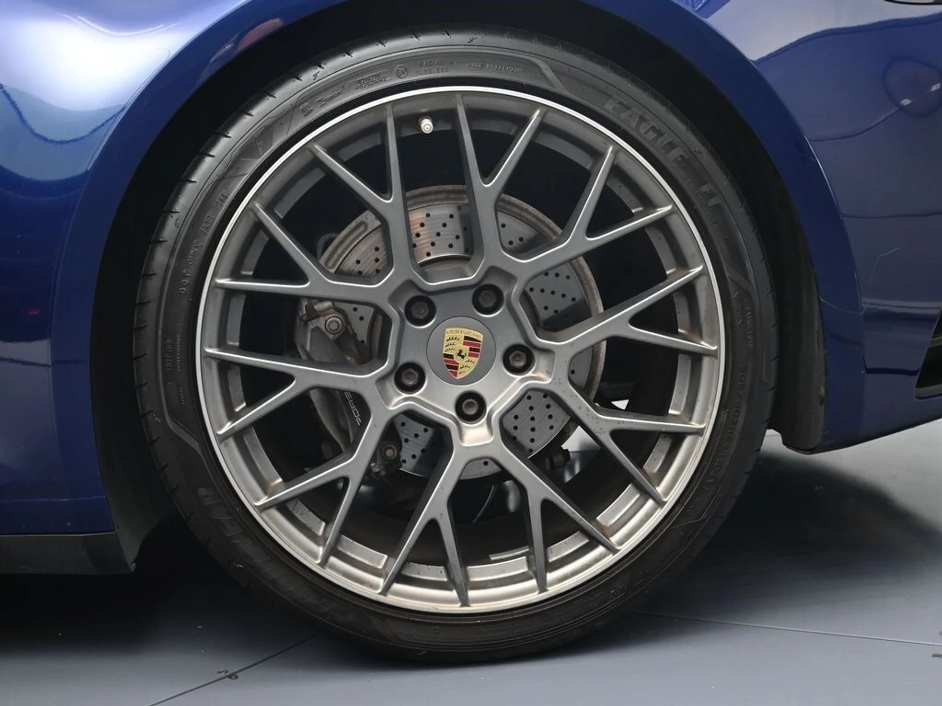 mph017_905172571_f3c80705af5daf1c8fe78a519a106e6cx_c95adaa299