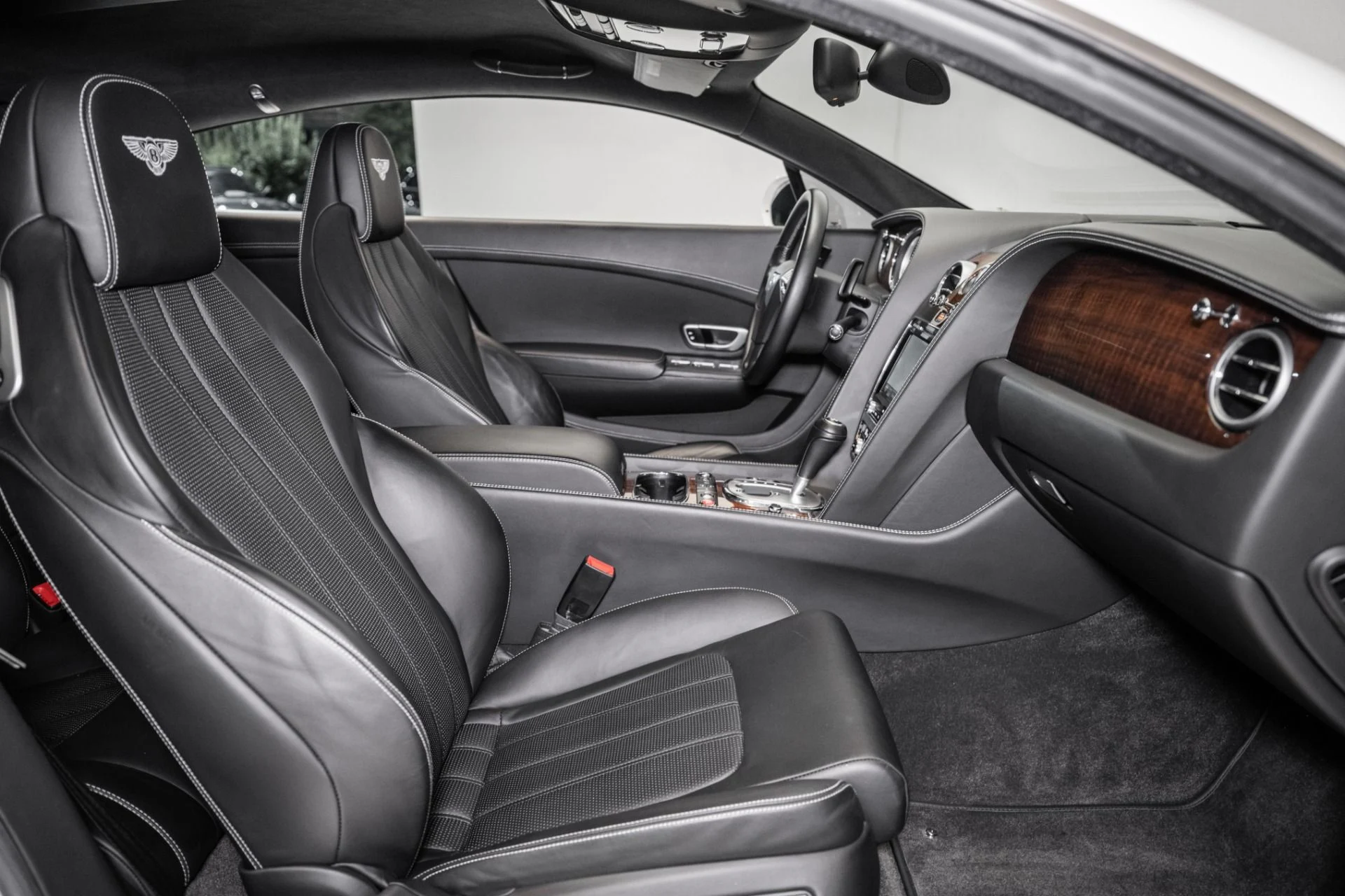 mph017_907500337_Used_2013_Bentley_Continental_GT_V8_1753371811_ae788a5553