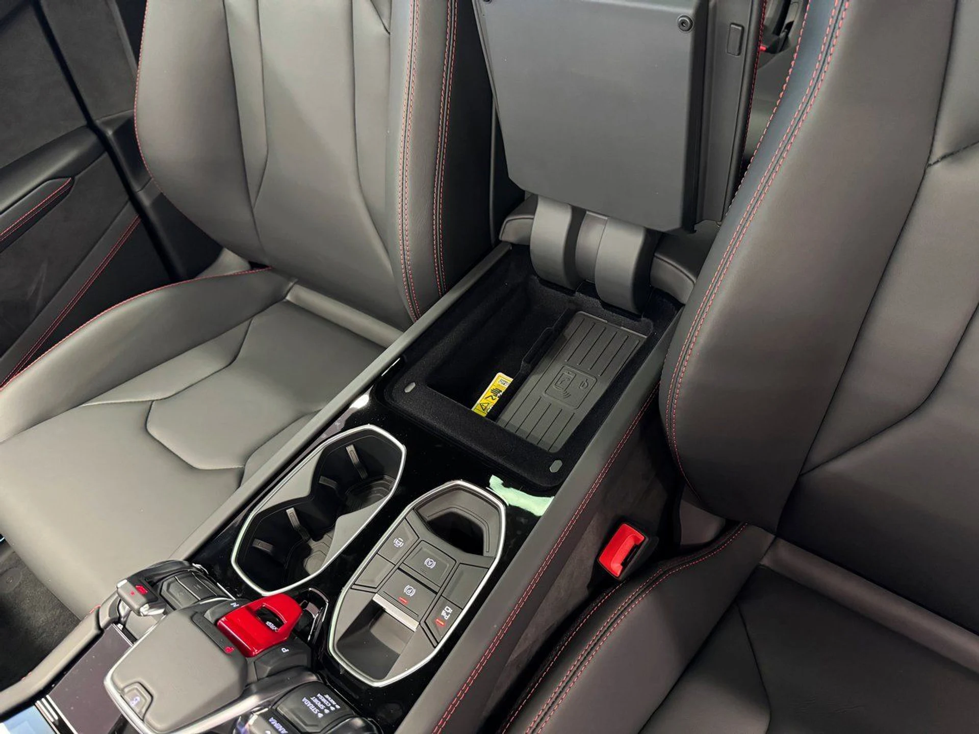 mph017_908091220_fc4621ae7035bbef792a3a15702aad63x_81fea9dc48