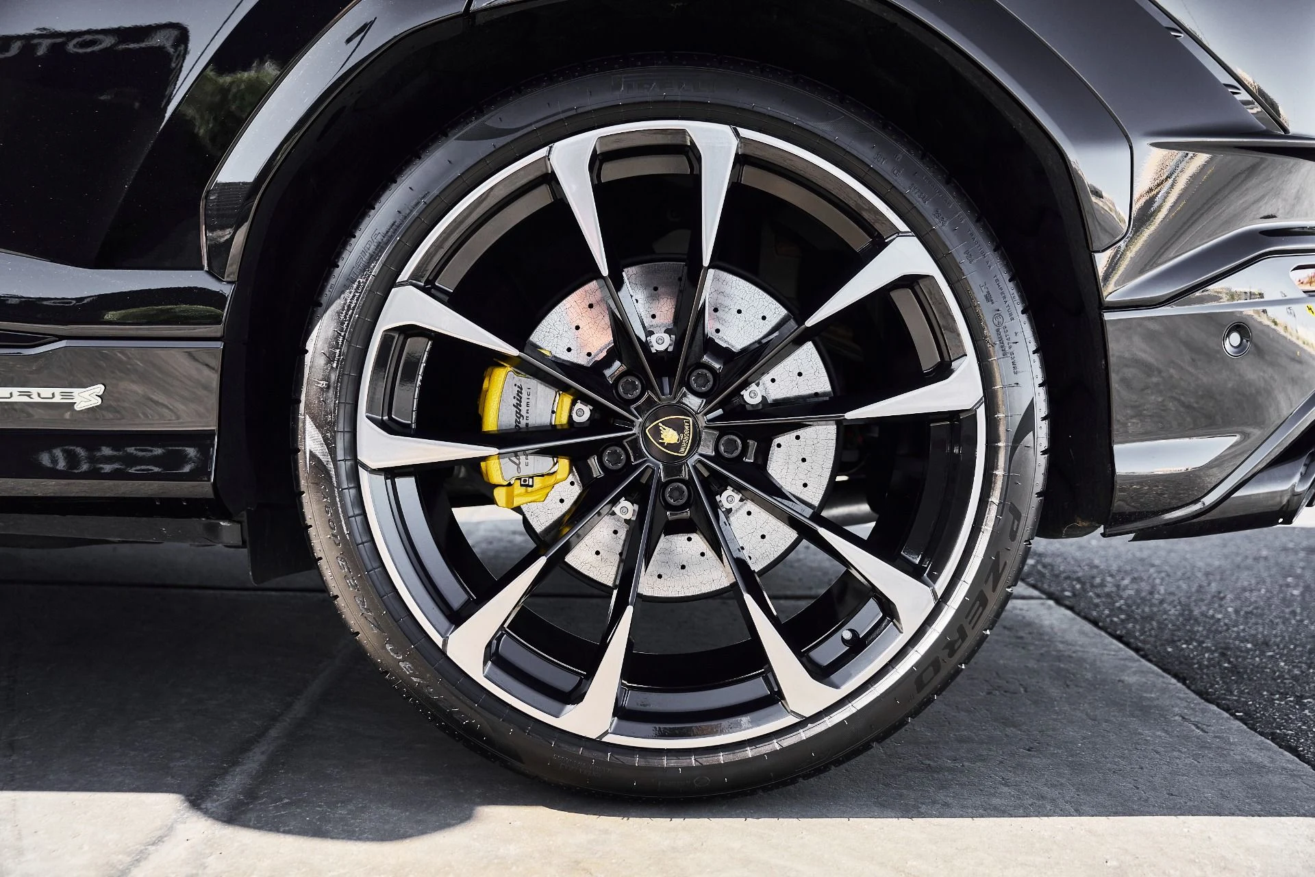 mph017_909946414_Used_2024_Lamborghini_Urus_S_1780082833_a6db813749