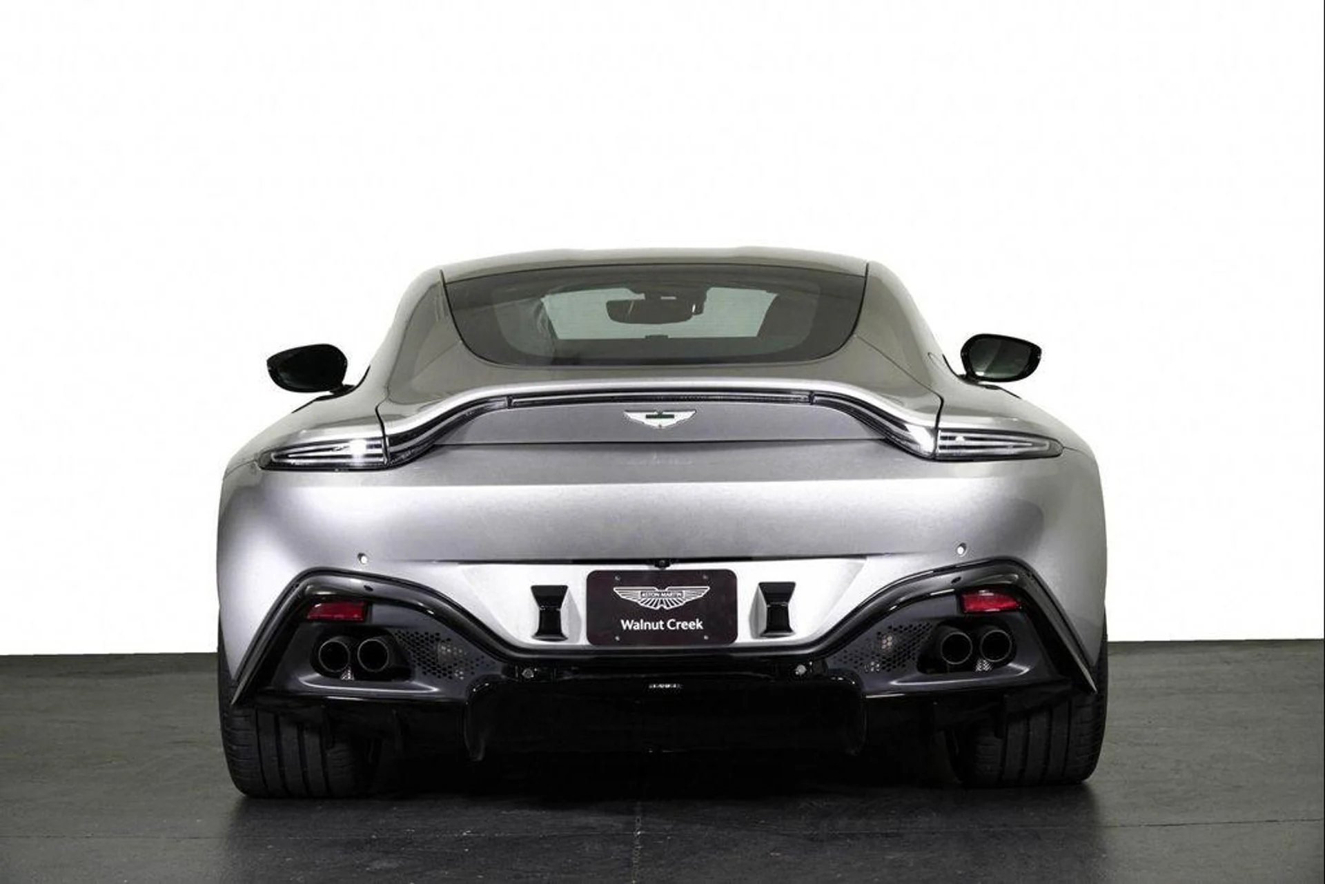 mph017_911746805_pngc_Wejsw_V2yu_Wnaqjbiae1_I7_Q_1d85c62434