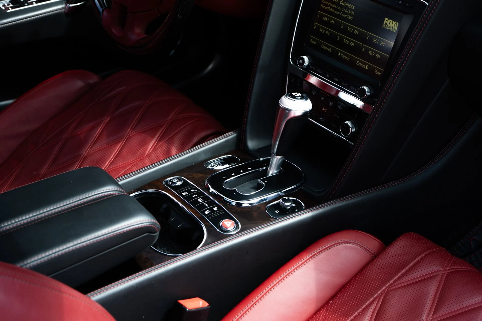 mph017_914723119_Used_2016_Bentley_Flying_Spur_W12_1760989629_9b074ac1af