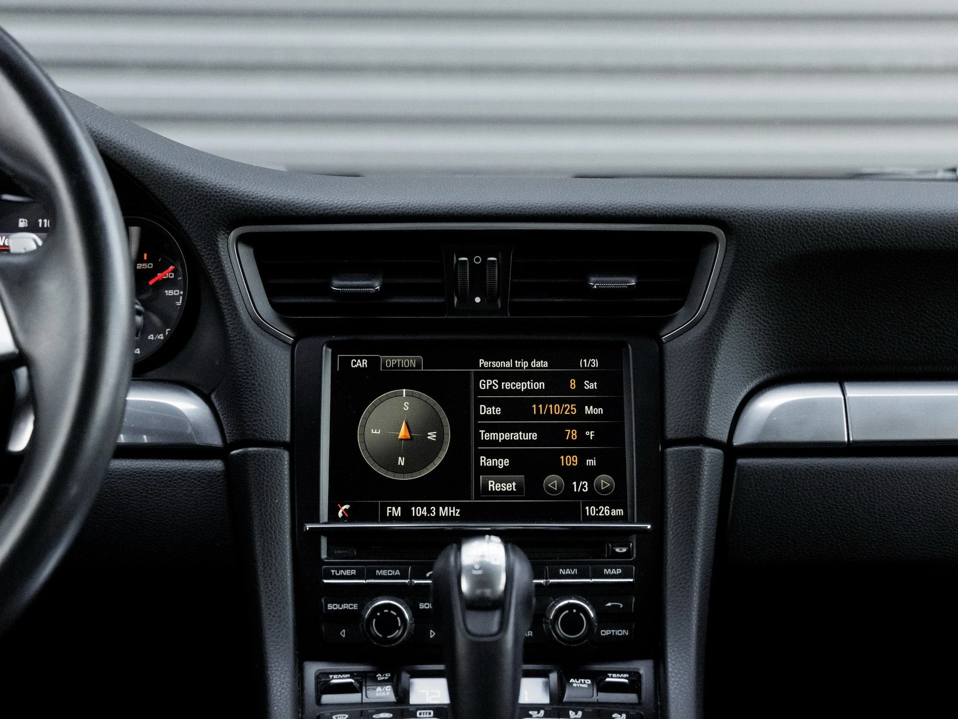 mph017_915379232_18_53f9e2f47c