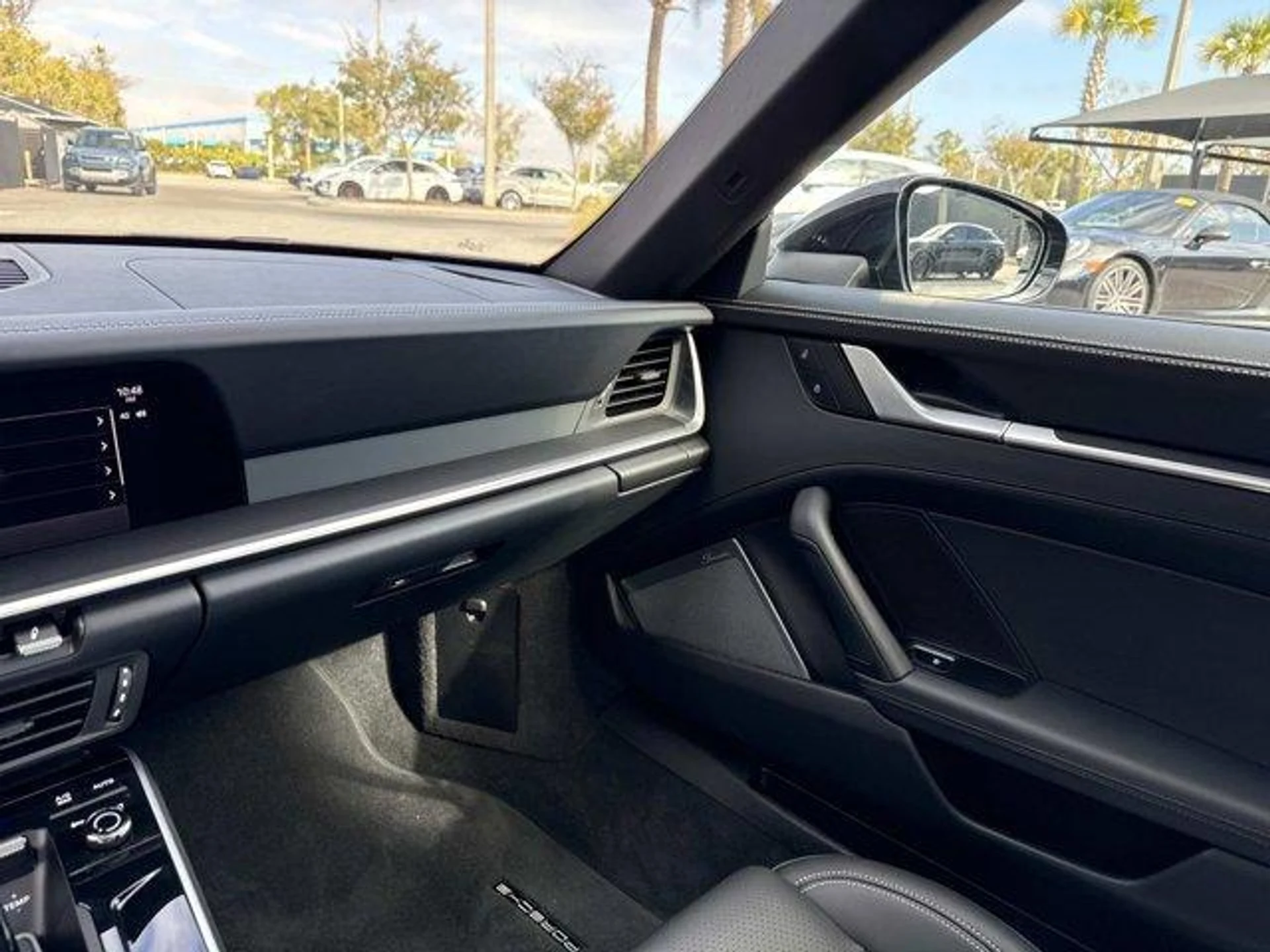 mph017_915933201_GCQ_Ud0_Qh_D9ue0_Xno_T_Zooy_J_Wmvc_c98c9ed21e