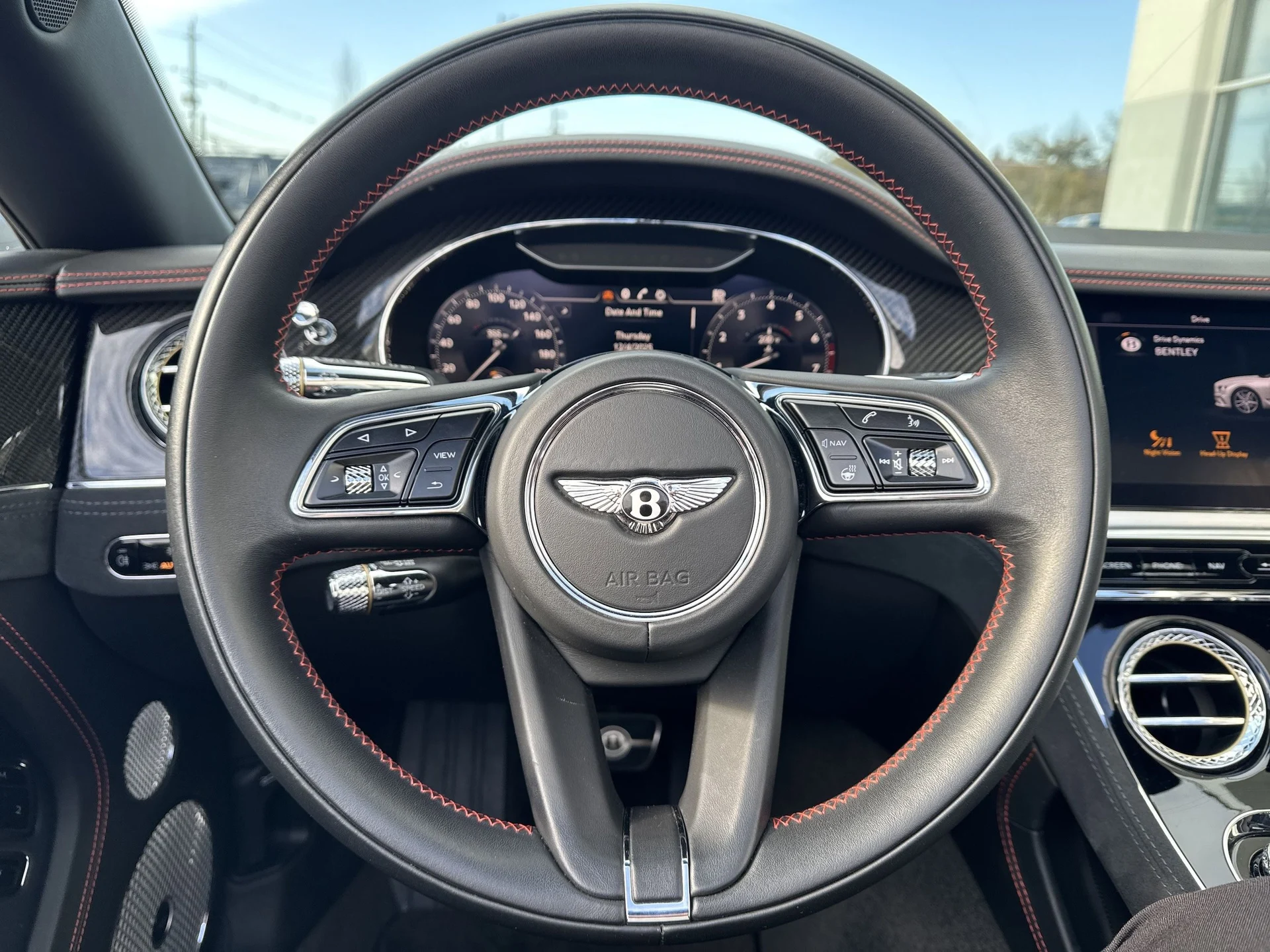 mph017_917784281_624156a32c34e32eea16e1f0be6a282ax_9c052db146