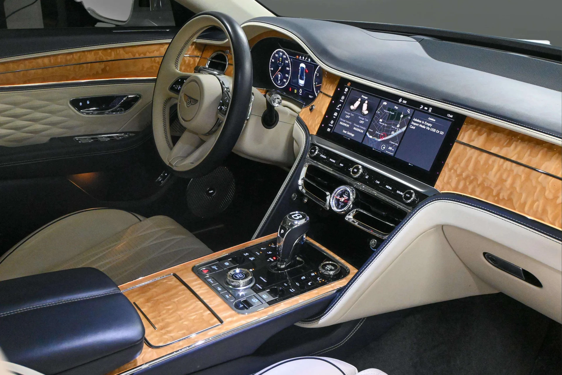 mph017_918792944_70f47565_3eab_435b_8a8e_bb3b874296b3_cb4ab3fedd