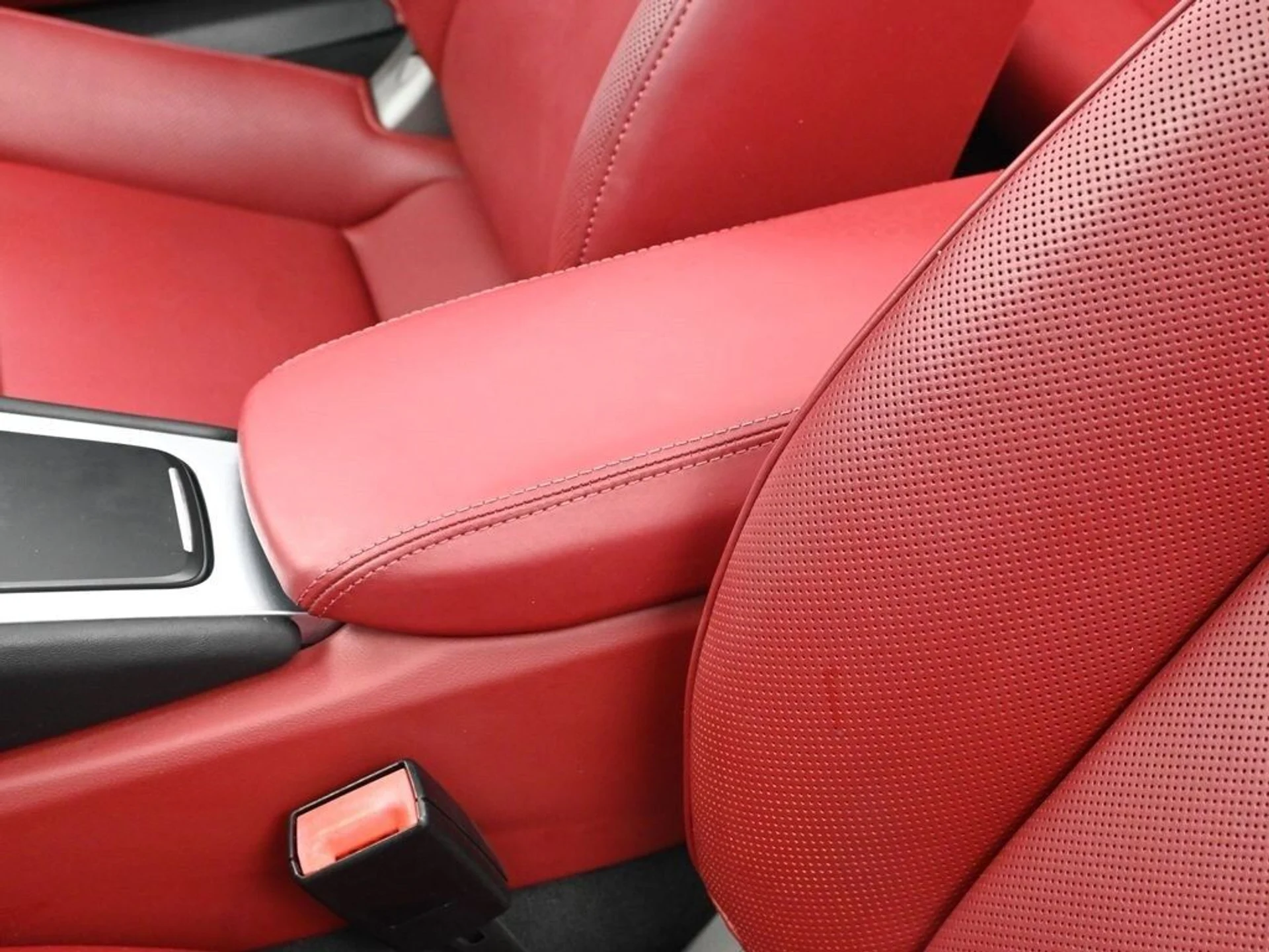 mph017_918892078_7c0a5328a8269987b4024da1359d86cex_686787be89