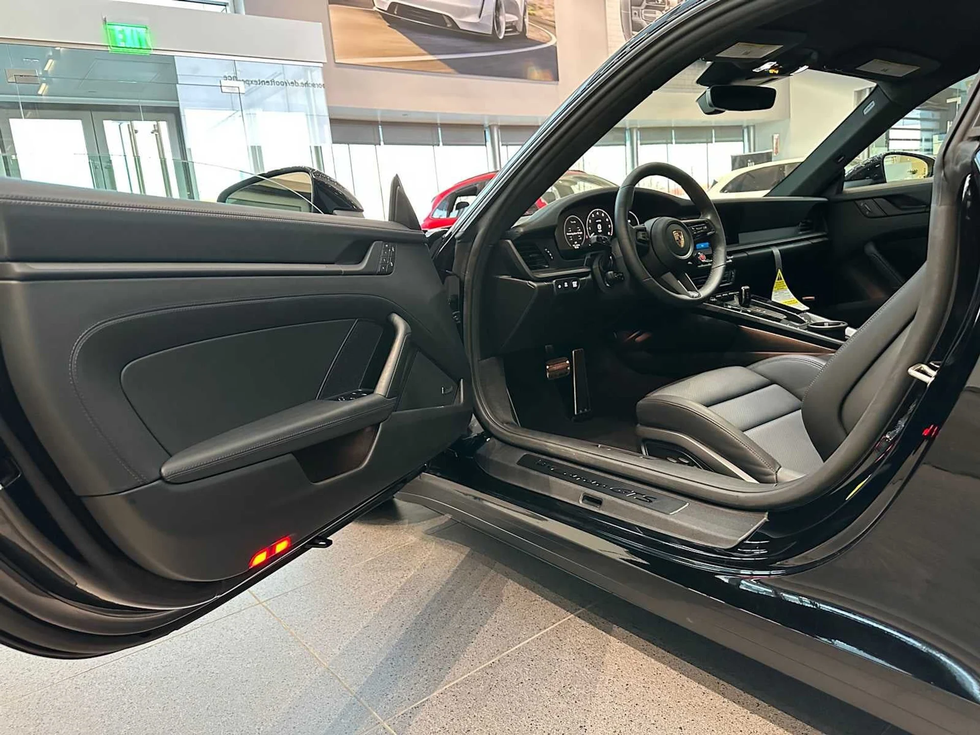 mph017_919957592_18_9e427ae345