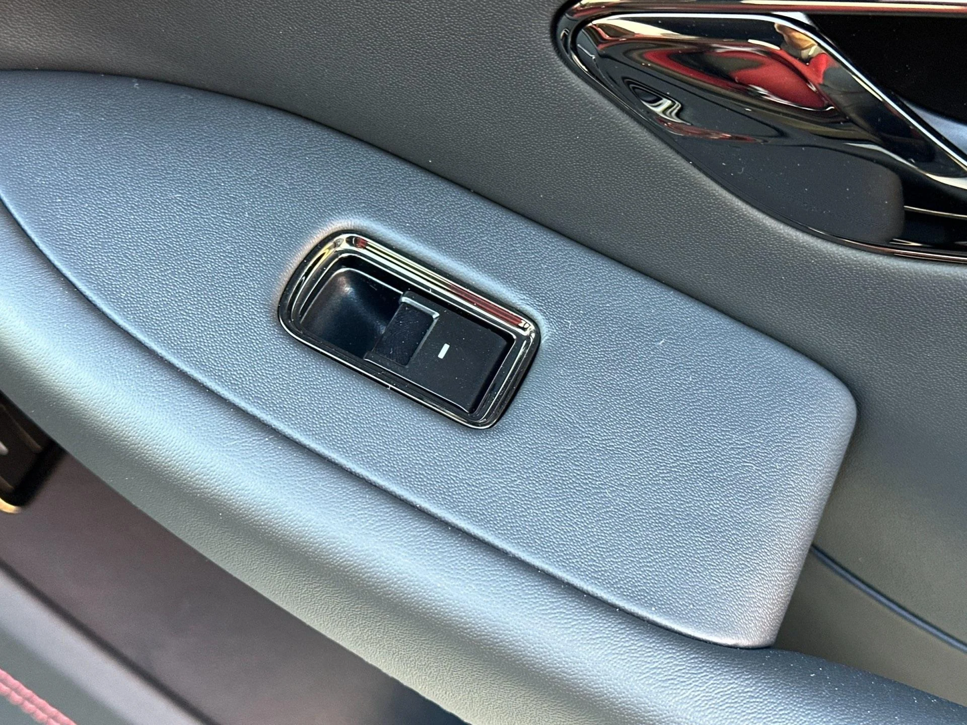 mph017_926633126_New_2026_Bentley_Continental_GT_1761314853_49a975e903