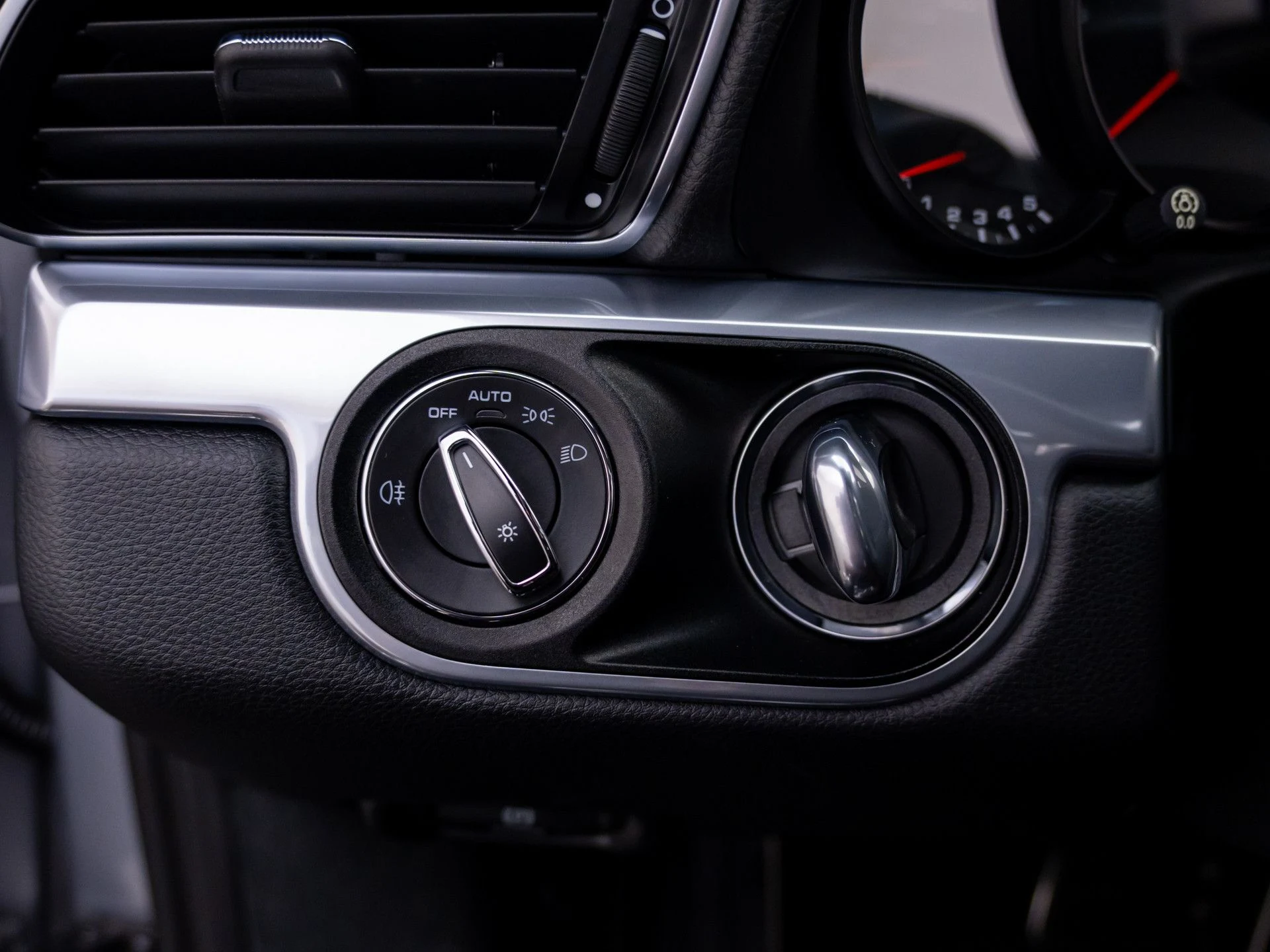 mph017_926645954_afc627cedf21d076b1d552de8de74c26x_aaa09c0ff8