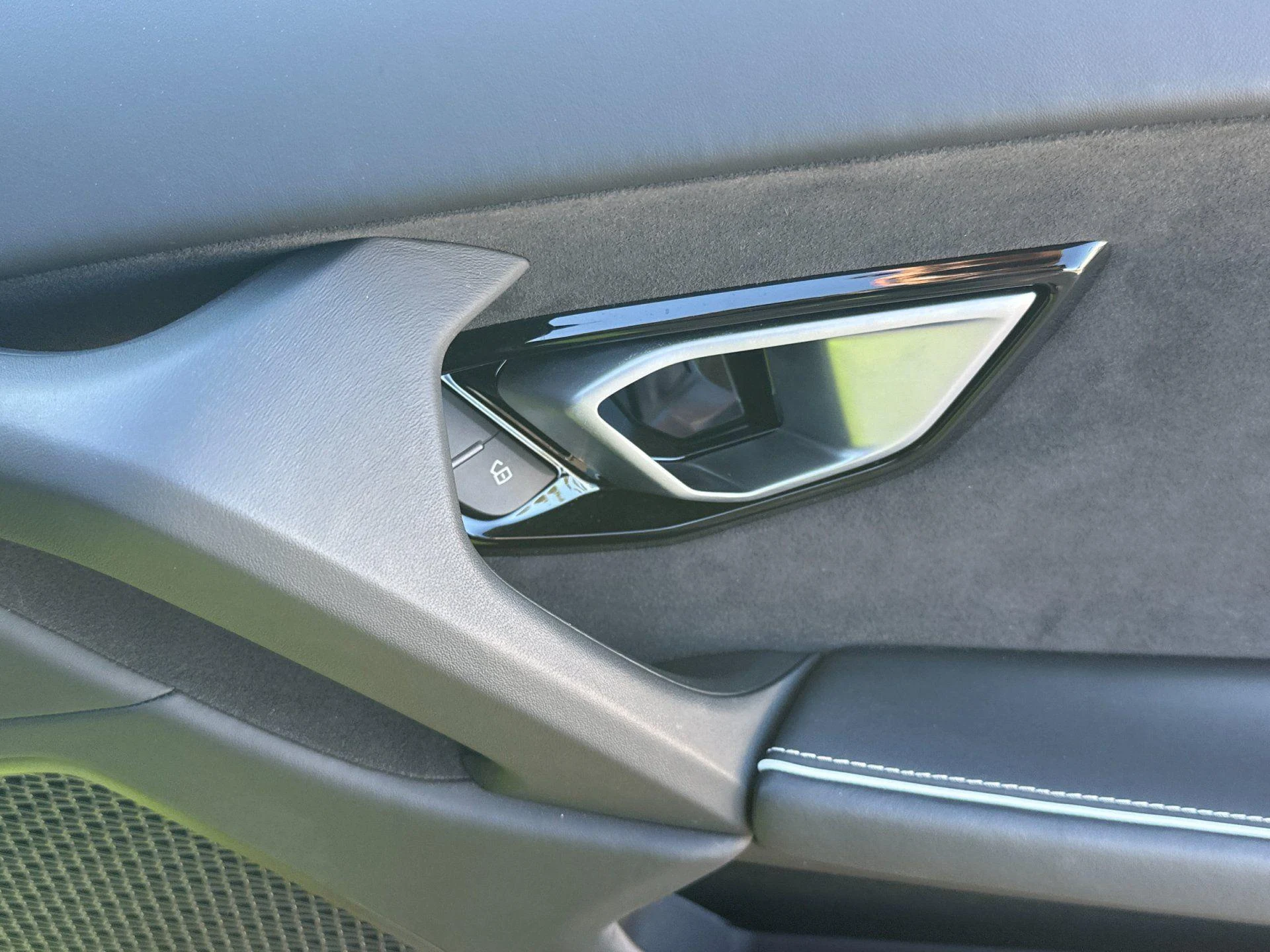 mph017_926843081_Used_2020_Lamborghini_Huracan_EVO_1772634308_03cfab801d