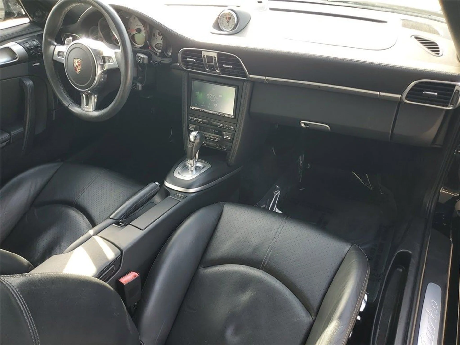 mph017_934446521_18_a27f204677