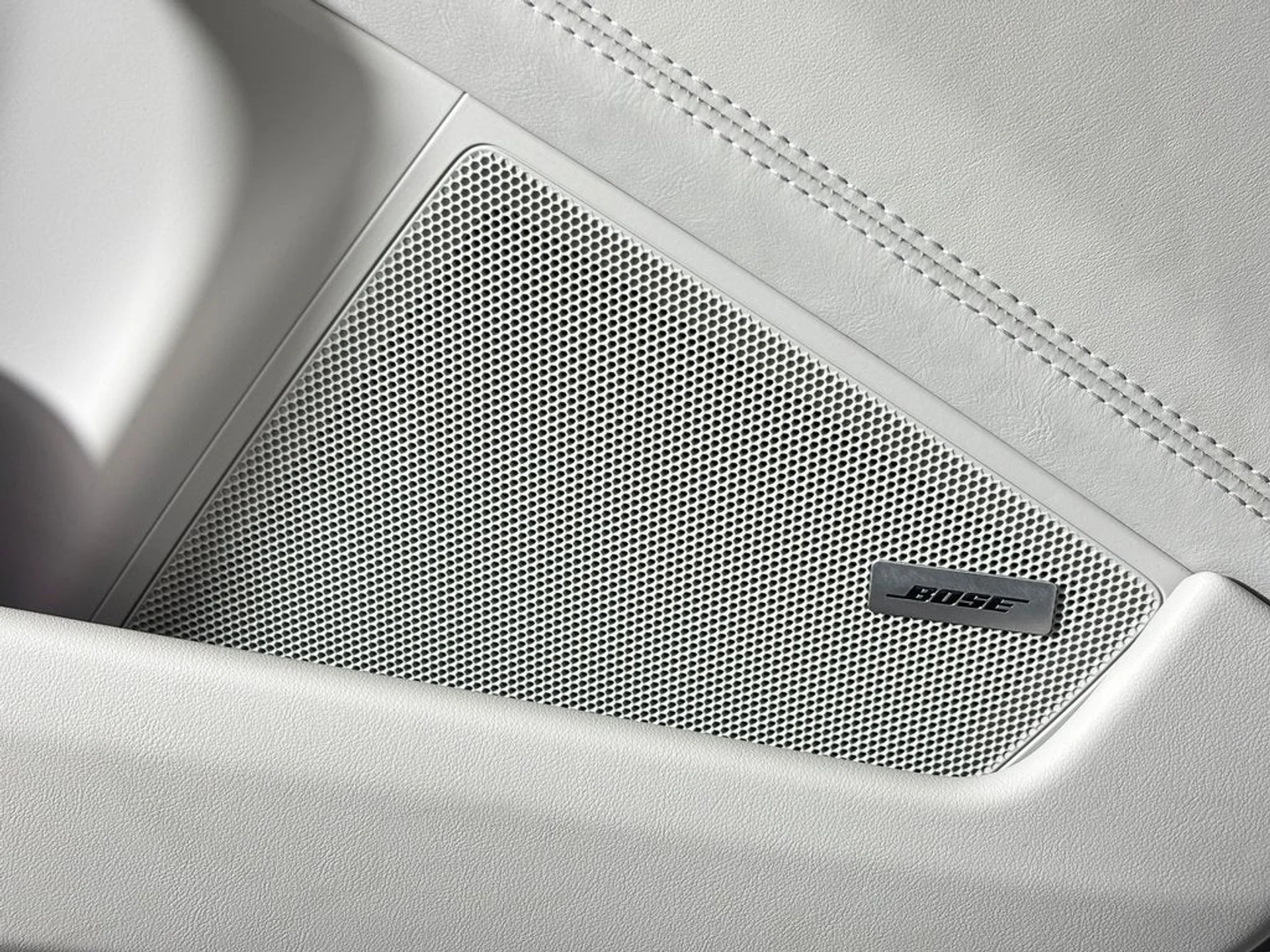 mph017_945753435_18_5258ddc810