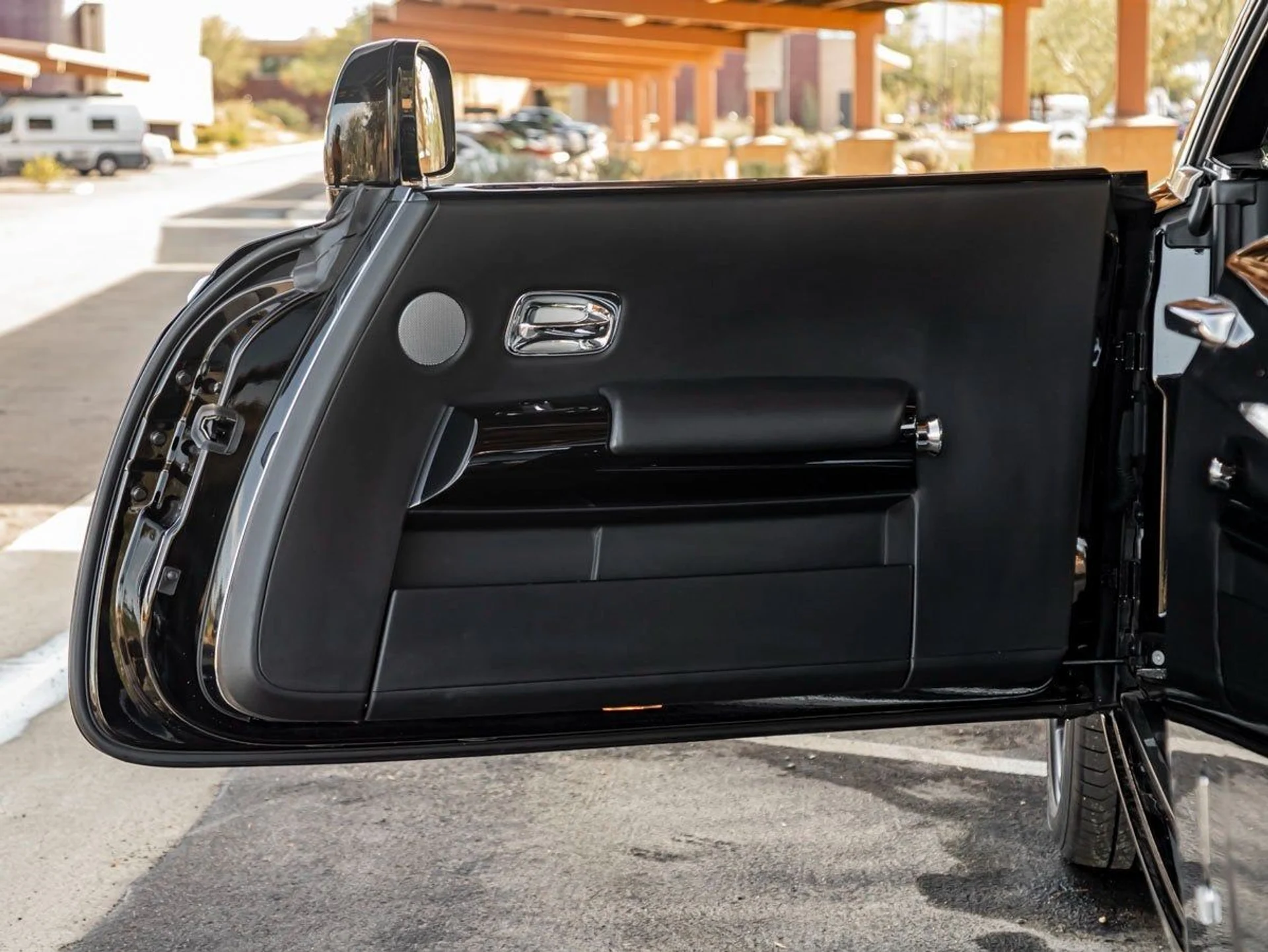 mph017_949532701_18_8009fd4329