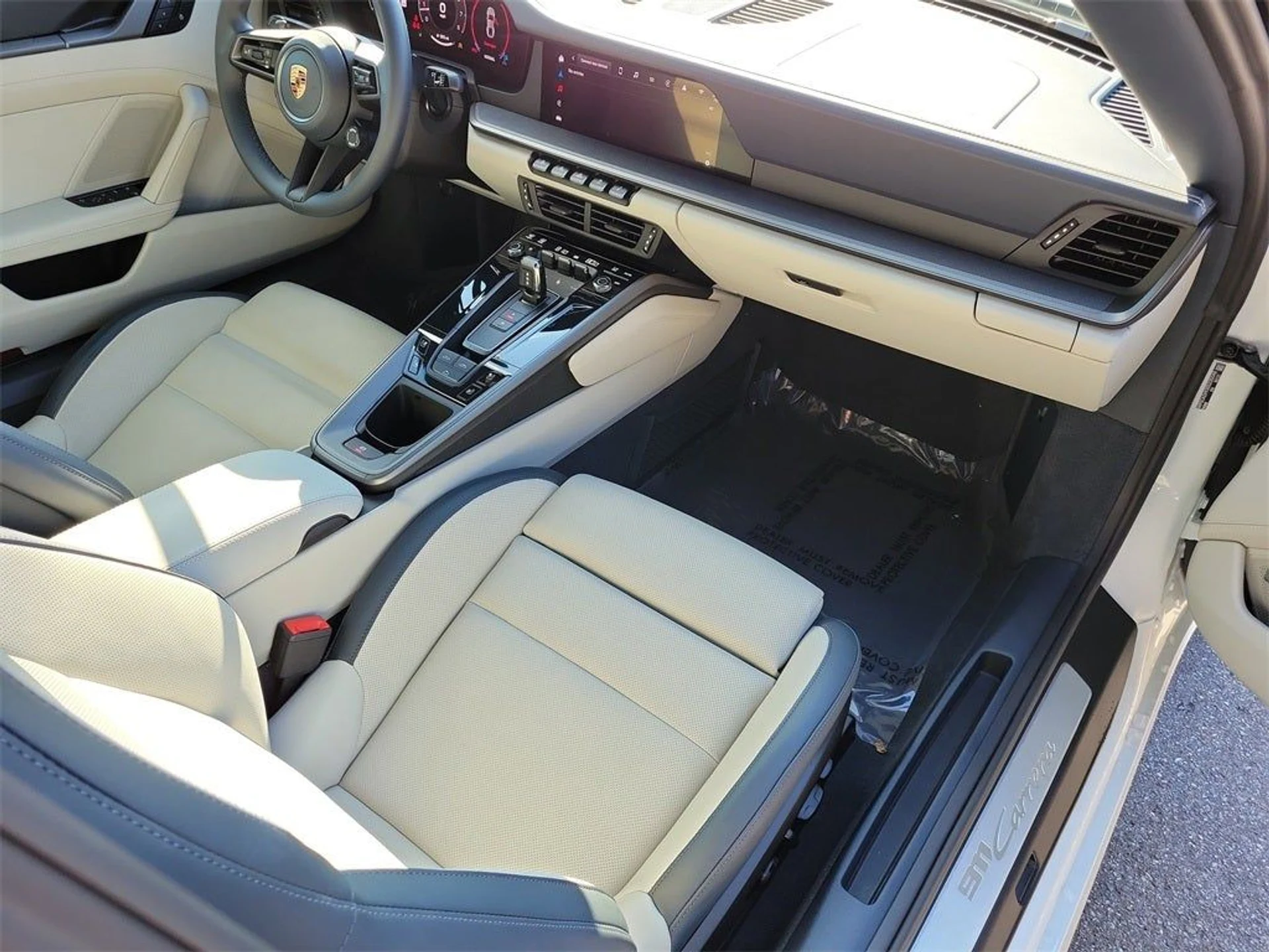 mph017_959378242_18_01f50e7290