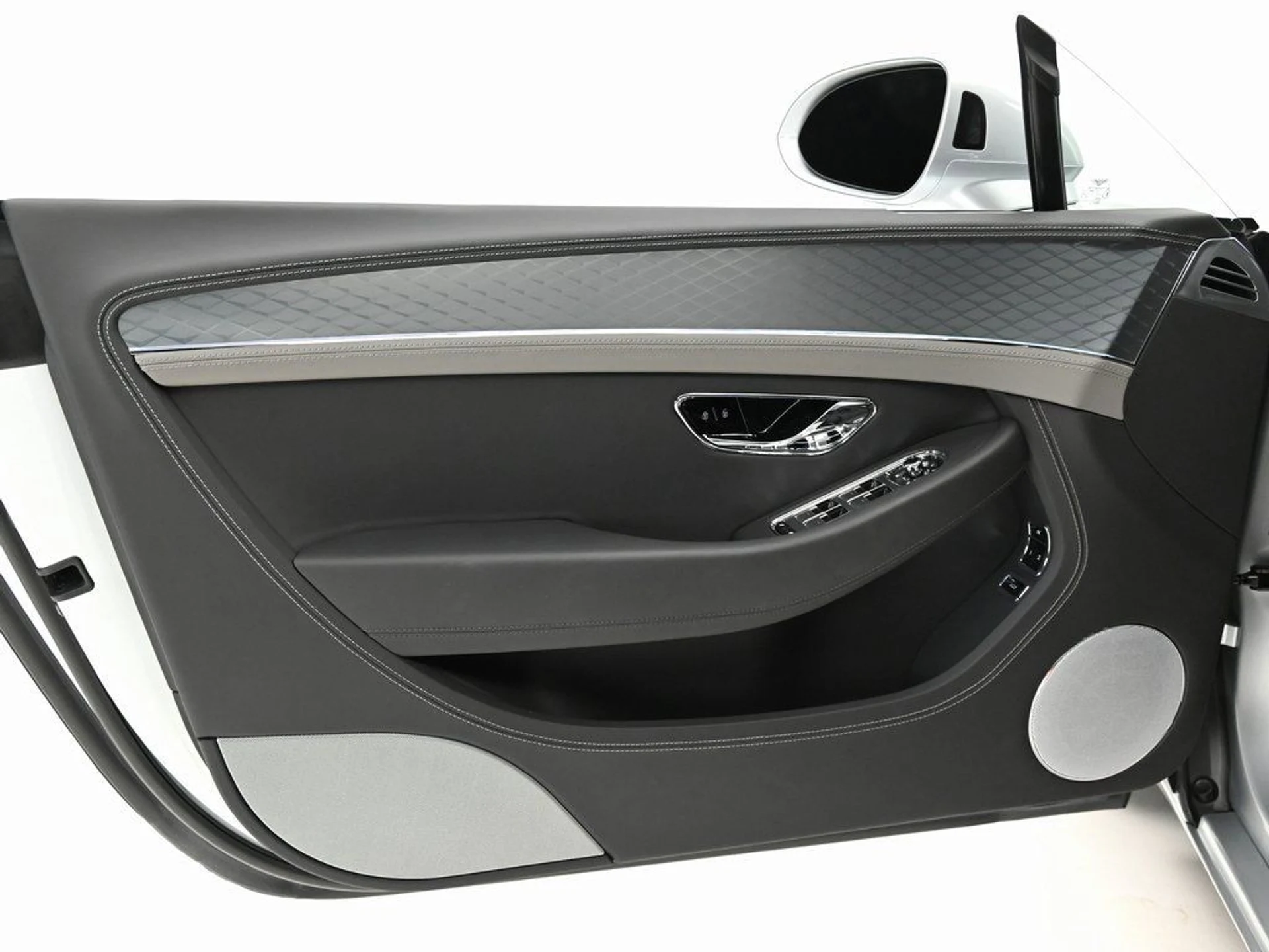 mph017_96278136_1a82725a664047a4b23f23d33c65d0ce_f31cb9eae9