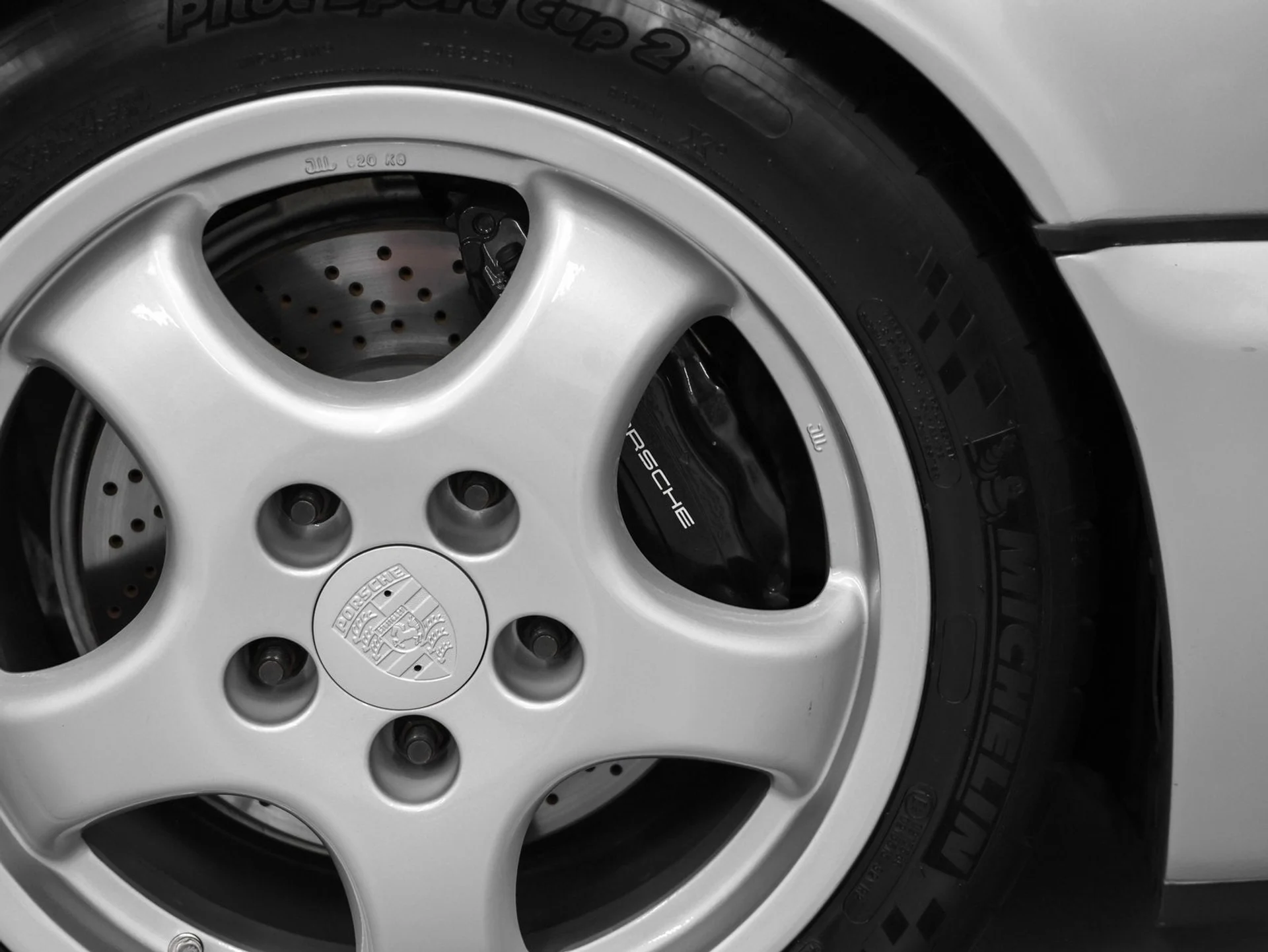 mph017_964397165_18_00aef0fa3c