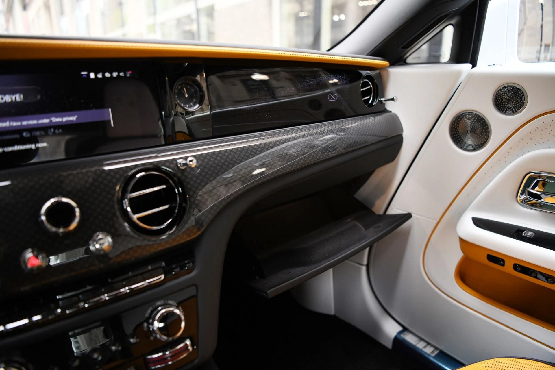 mph017_968726023_11807_p19_l_9512b86c0f