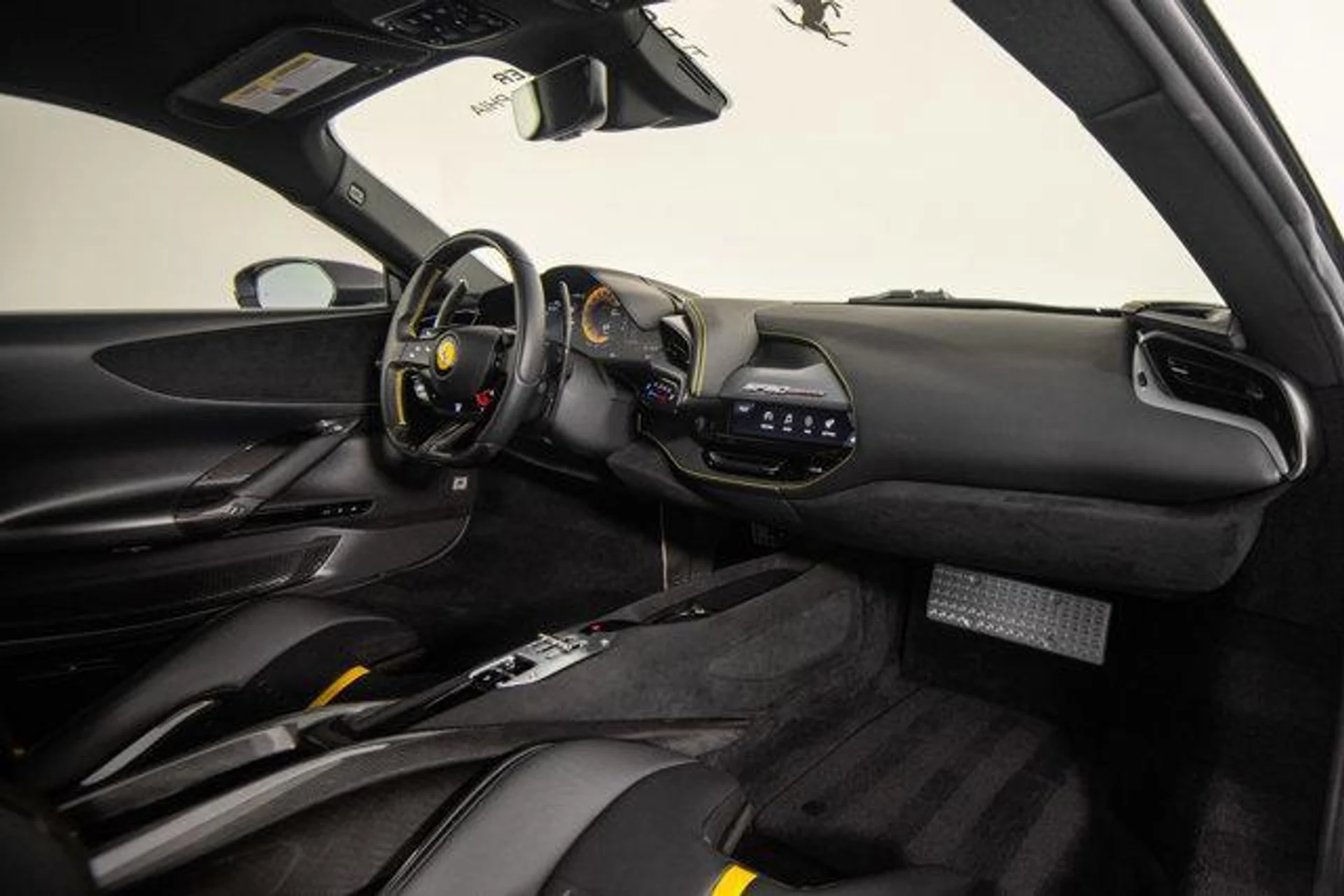 mph017_970494064_q_Hr_KYI_9_NDN_Losg6kks_U5_Zn_Hl_ZE_06d4ff8a77