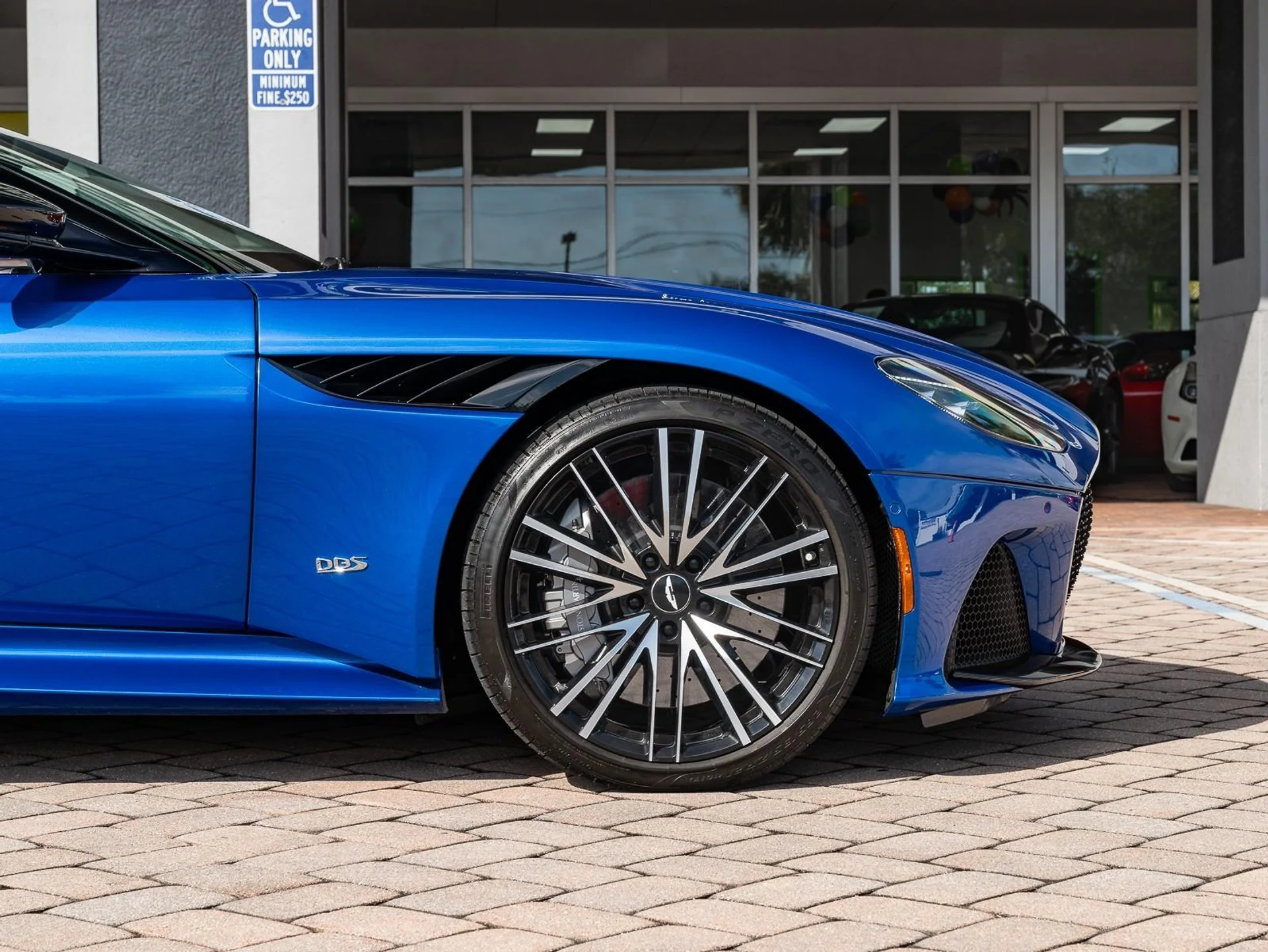 mph017_977938284_Used_2020_Aston_Martin_DBS_Superleggera_1761685620_bb1f9f80a8