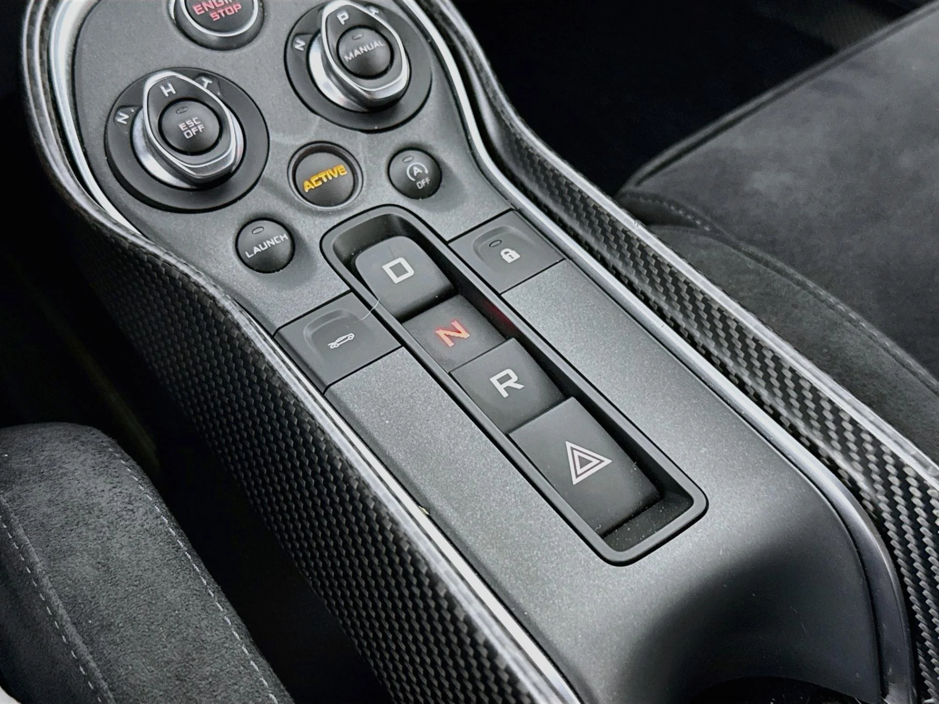 mph017_98608670_Used_2020_Mc_Laren_620_R_1787114623_419e969011