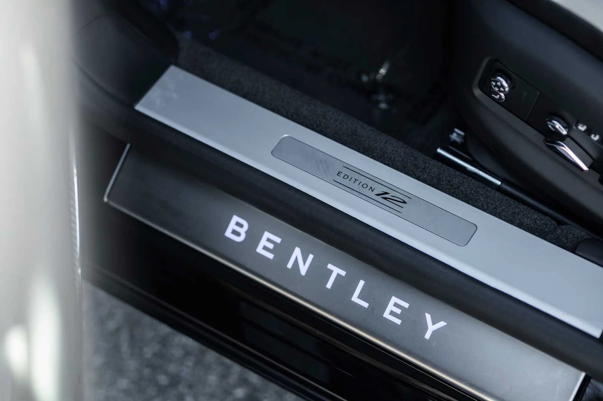 mph017_98872481_c285c27d898bb94e97a35d858e3e4610x_d8135c00ed