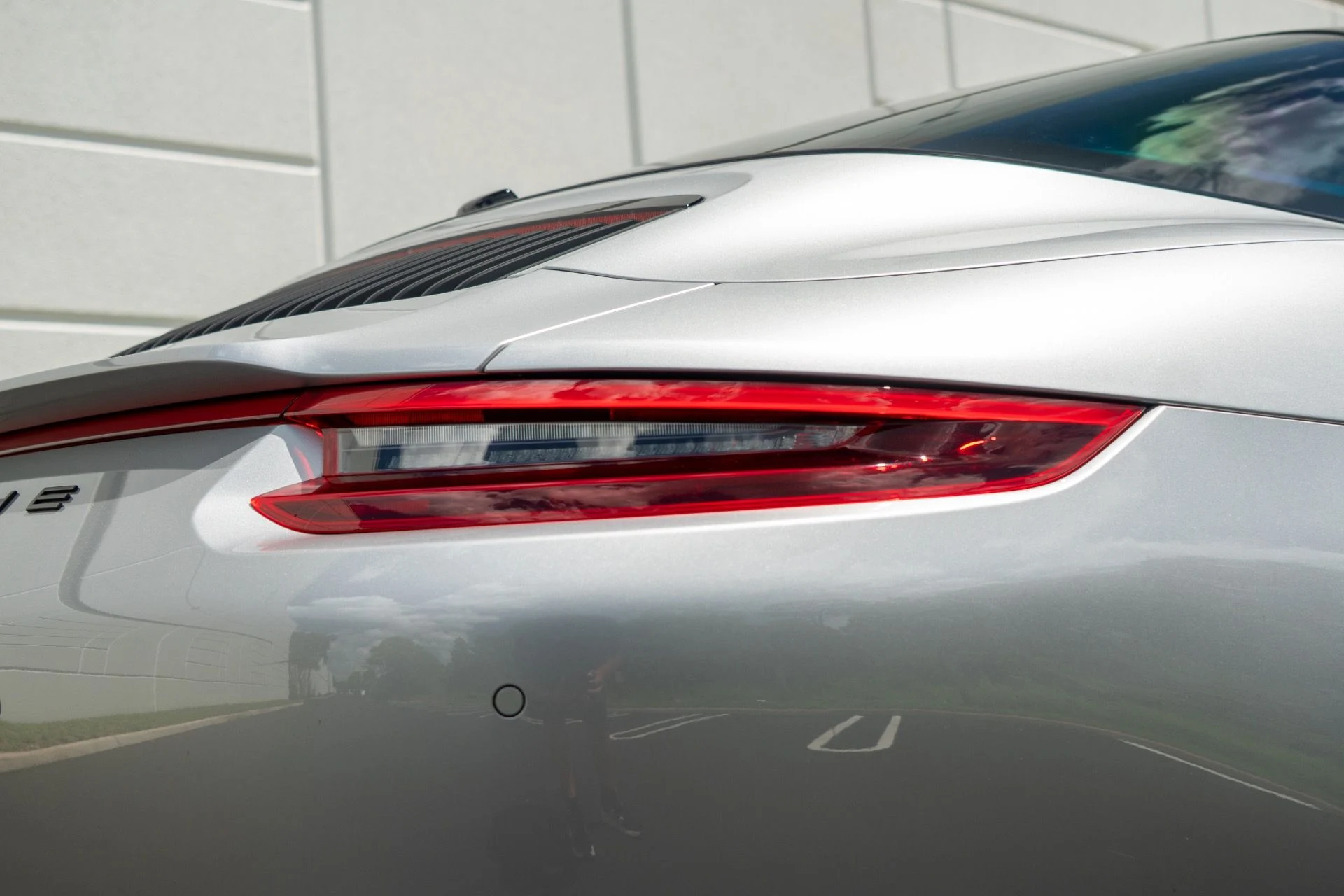 mph017_989142713_Used_2019_Porsche_911_Targa_4_GTS_1756154089_ed27395bce