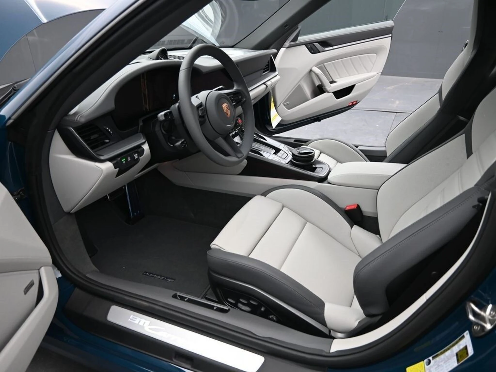 mph017_992506307_0a7400f421d1eae8dd146127228303bax_dac430f2d5