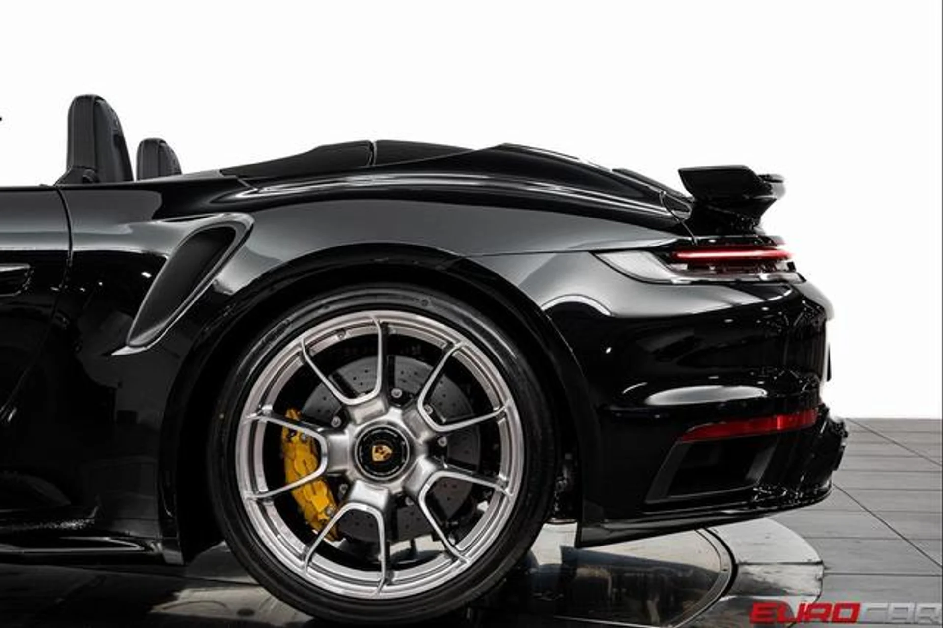 mph017_Rkwi_D_Jy_Wixja4_AVA_84p_A_Car_JYJ_4_6aac8c224f