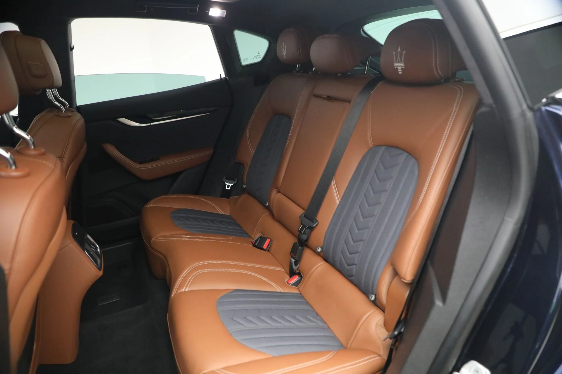 mph018_1001392566_Used_2023_Maserati_Levante_GT_1772816044_9c66b7089c