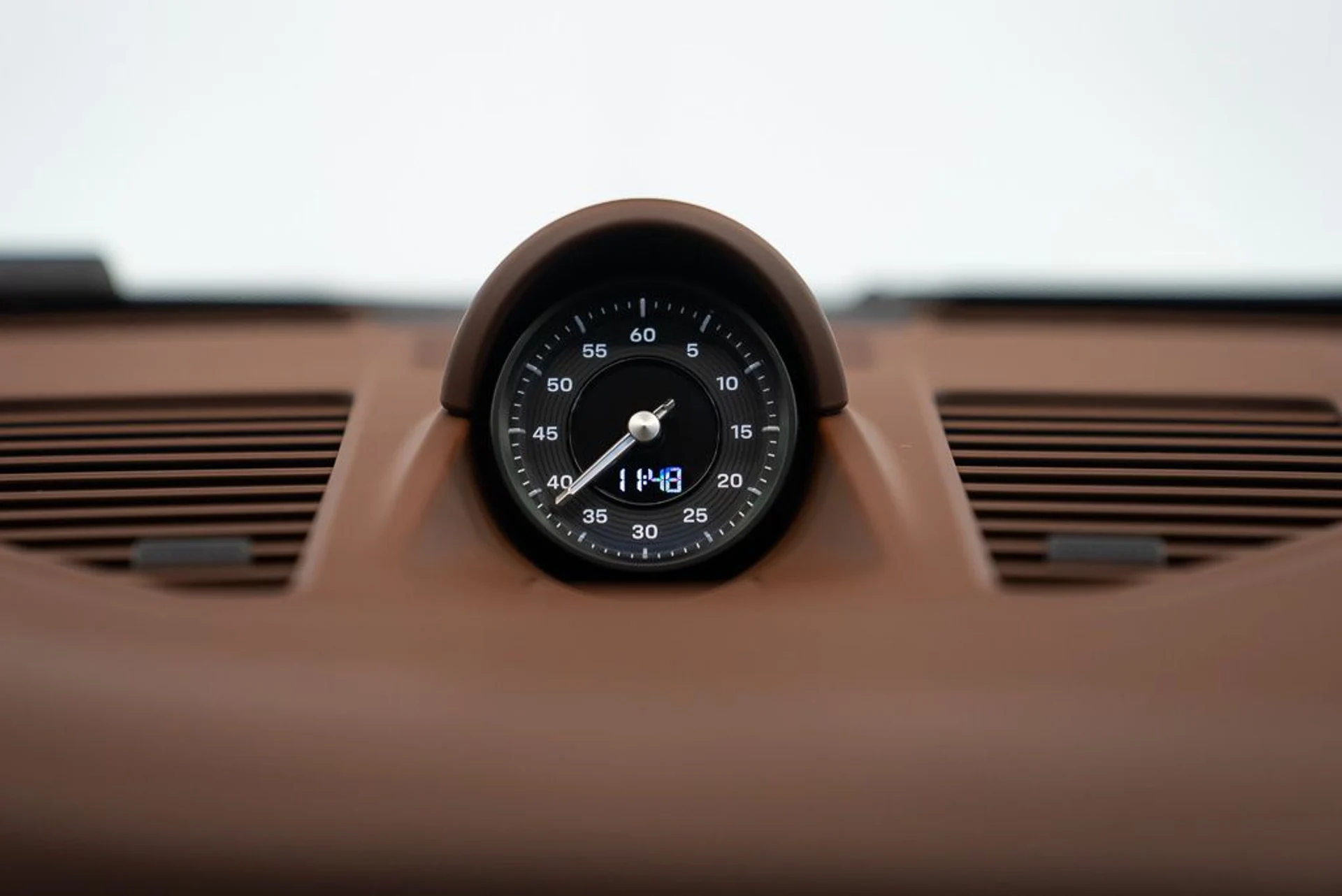 mph018_1004104587_porsche_911_2026_jpg_v_1775165756_98743dd030