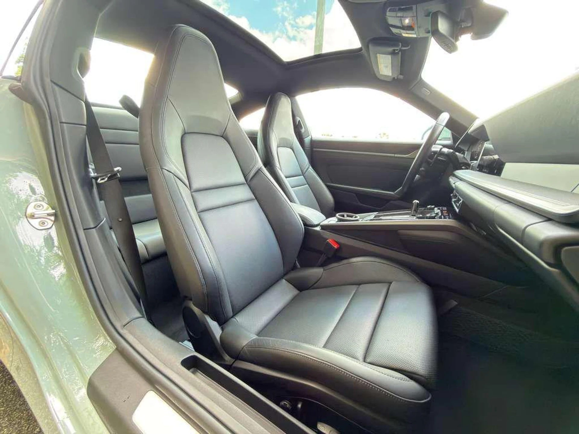 mph018_1007909821_MH_48_V_Cve_PU_Fch7_Jf9h52x0_Qr5_NM_4230f4ba7e