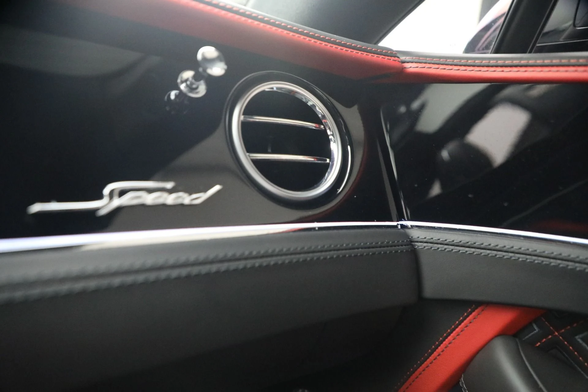 mph018_102083641_Used_2023_Bentley_Continental_GT_Speed_1775859815_5deb6feedc