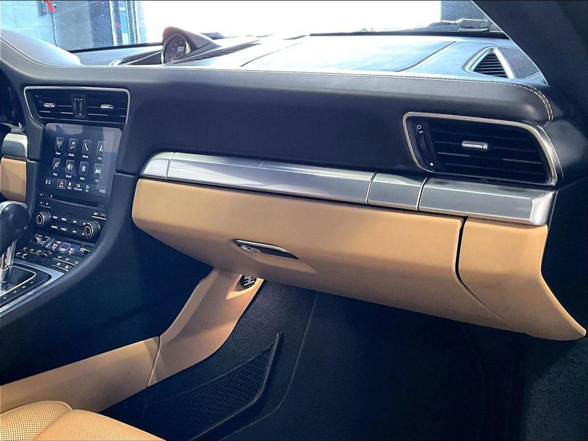 mph018_1022318623_DPU_Lj_YAE_3n_R_Ivf5iu_M1_E1_VP_3_As_c0c8a8e319