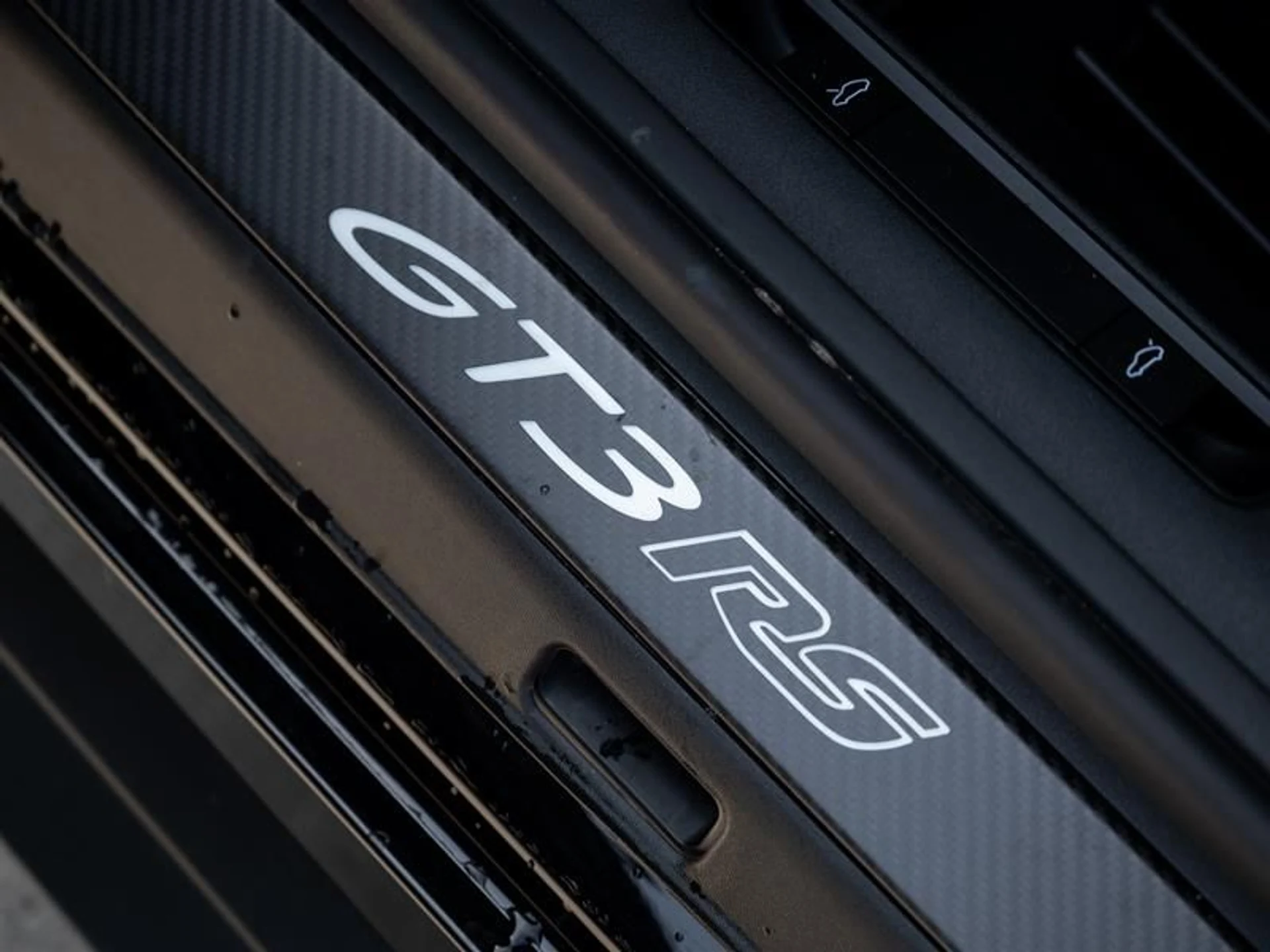 mph018_102669689_abkgcaz3_709be3e3e5