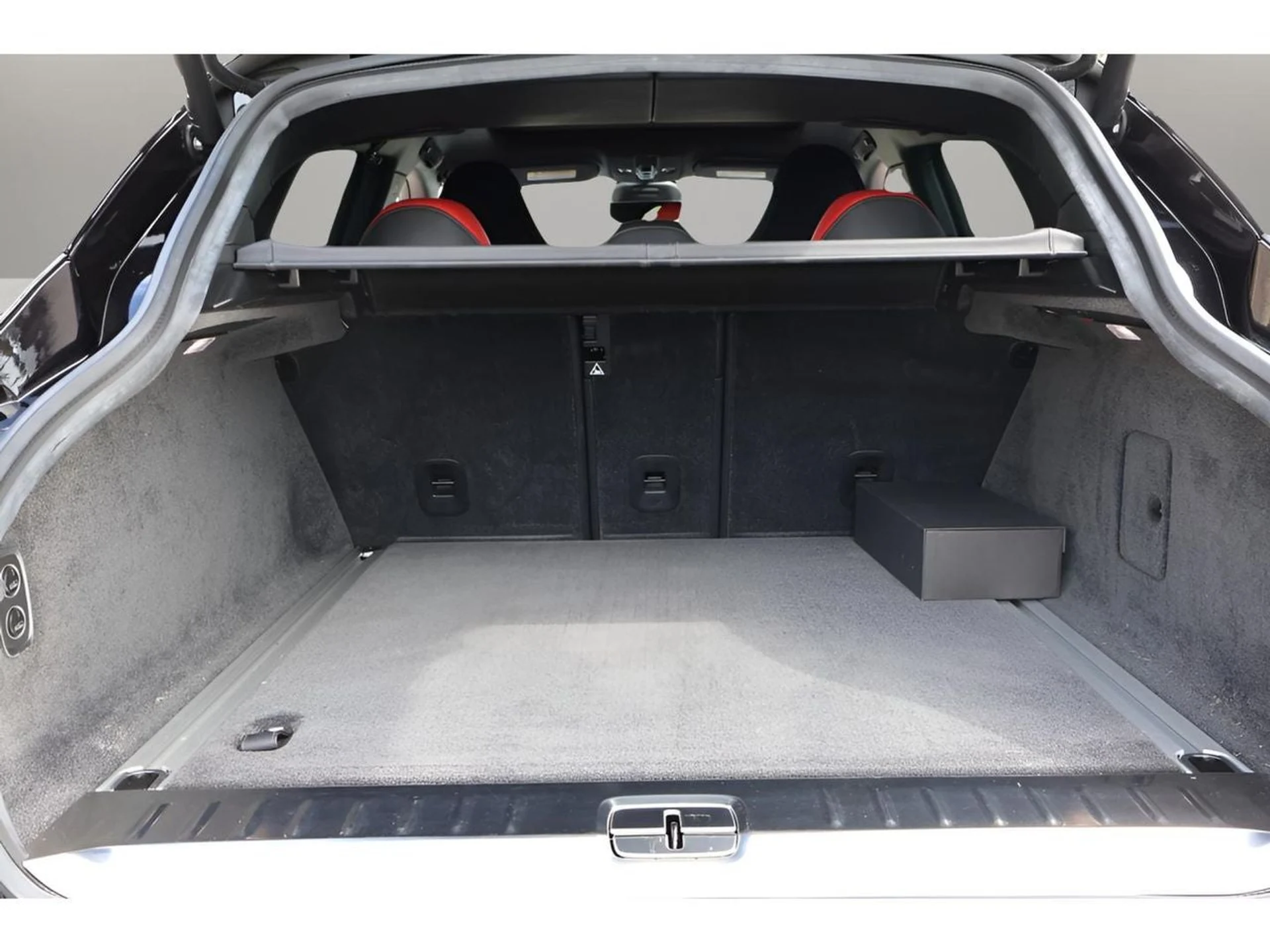 mph018_1032742521_19_b3309f7775