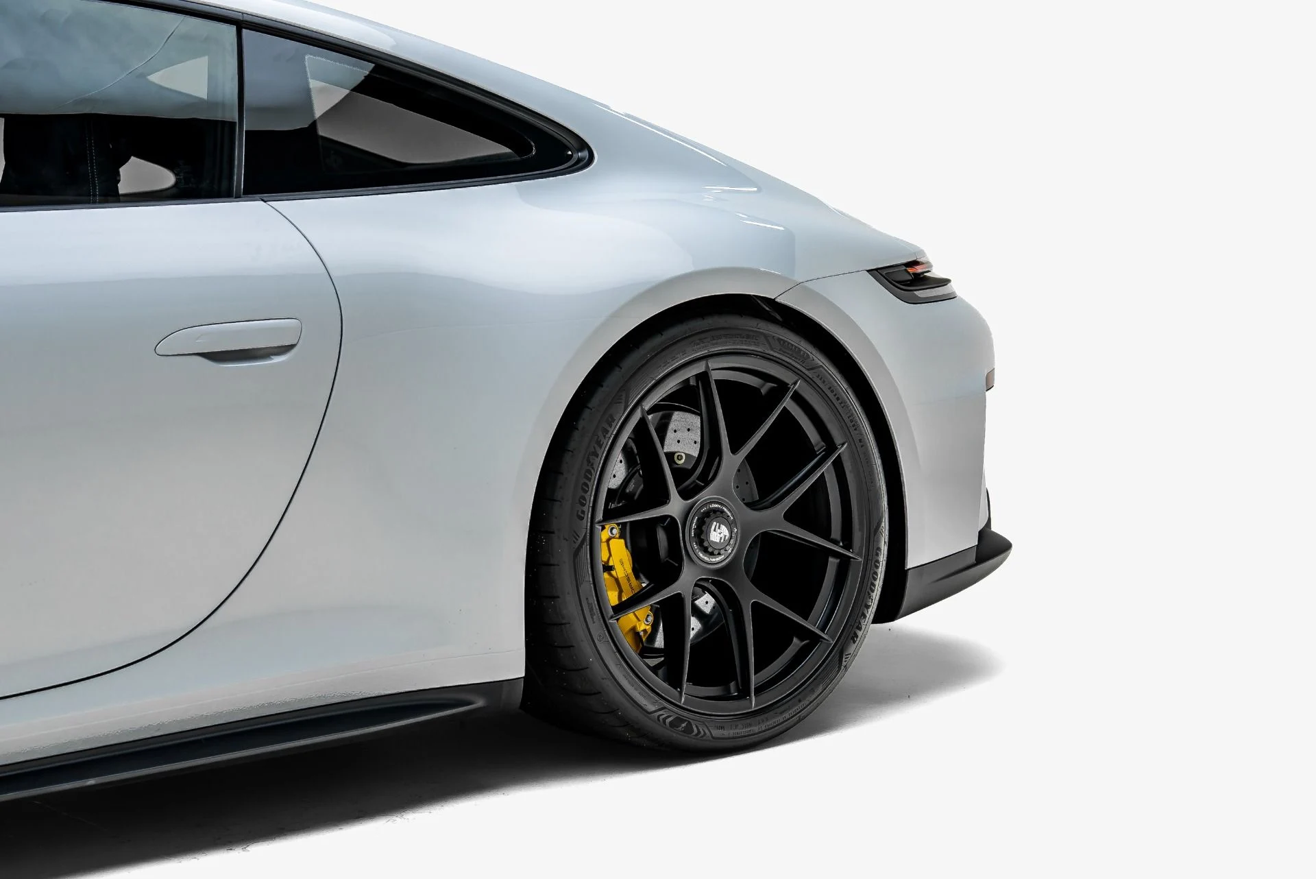 mph018_1036008621_Used_2026_Porsche_911_GT_3_Touring_1784674790_98a4ff216c