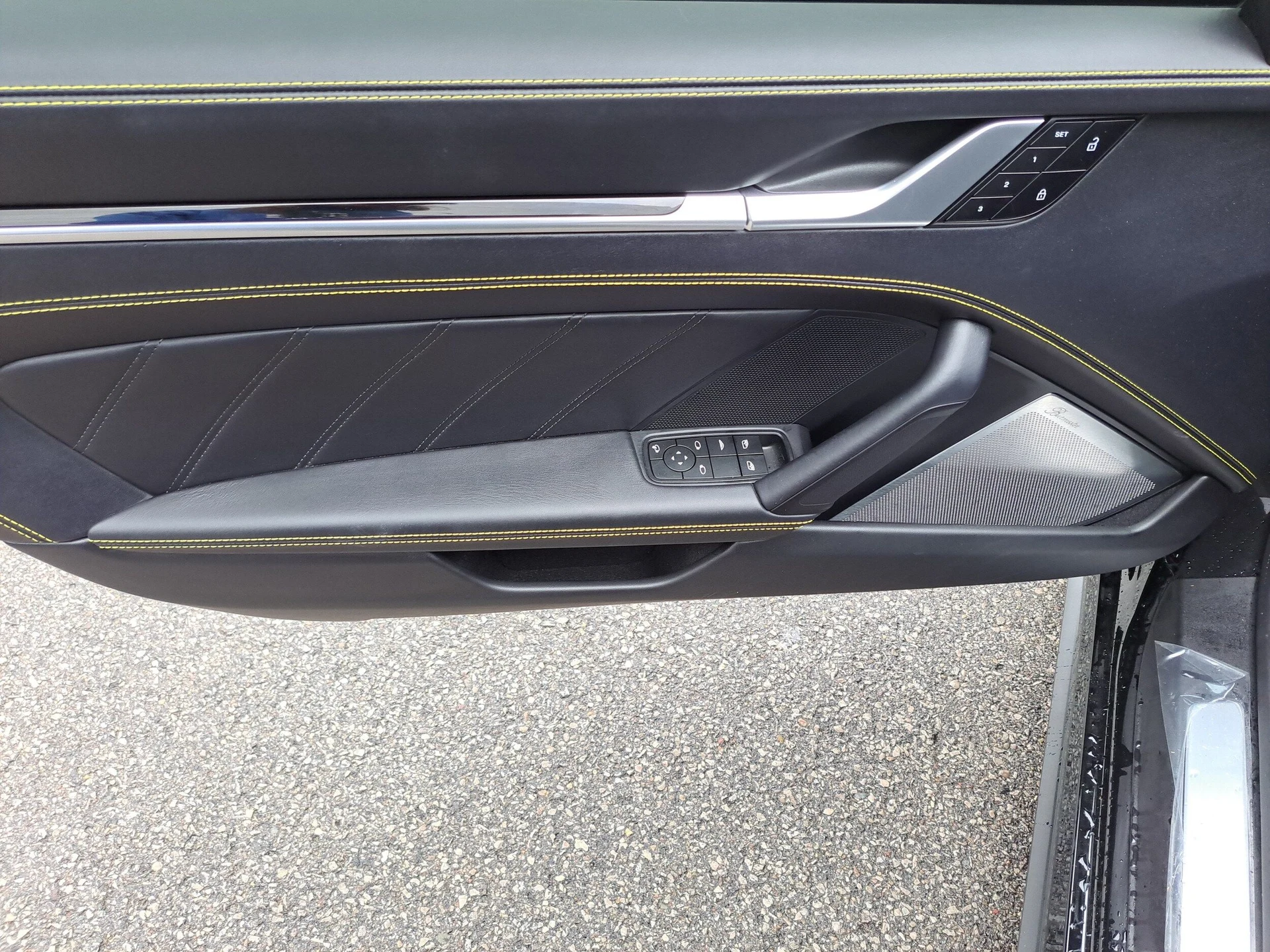 mph018_1037317799_d03d76558e1e1993f0de326d77449337x_dc449c5ab1