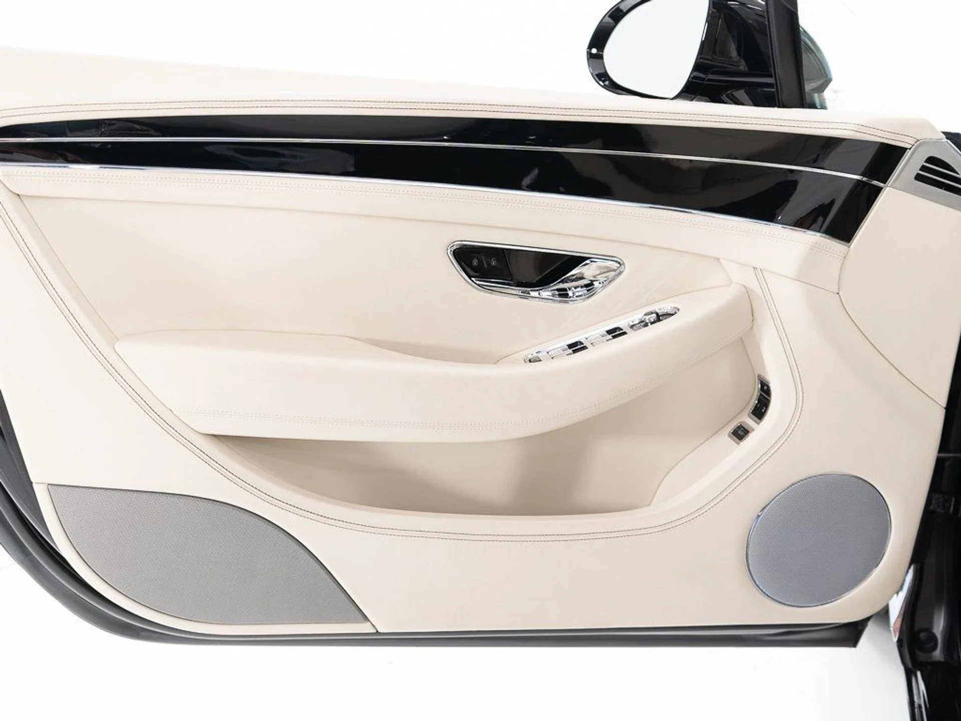 mph018_1039801806_b7aece521646dc54e9fbb309fa0ed14e_2bdad45893