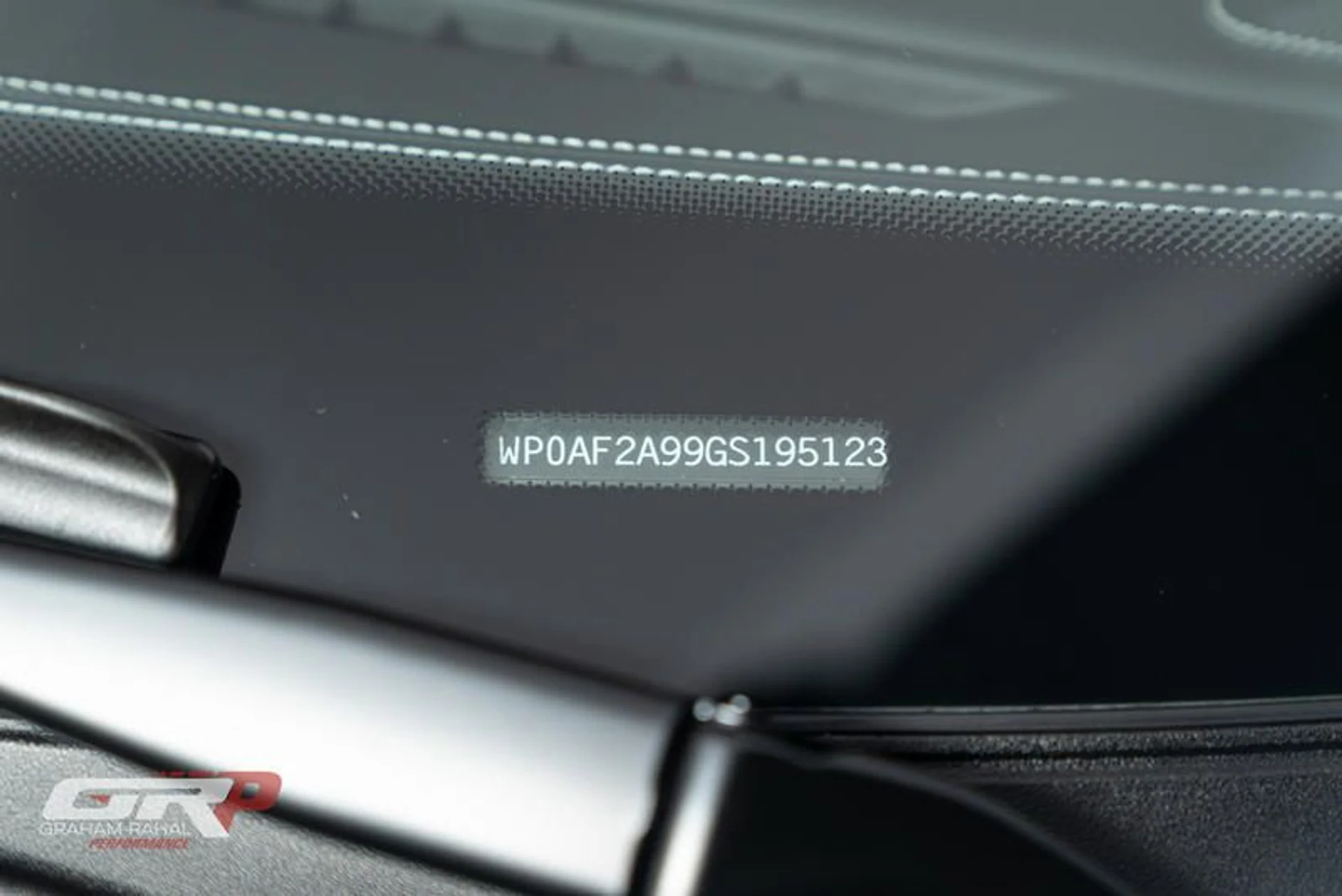 mph018_1043924651_C7801_AE_9_0155_4_C63_9898_91_C889165846_fd8530188b