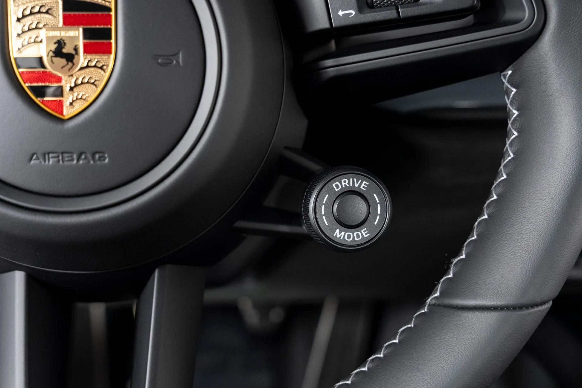 mph018_1051390646_Used_2024_Porsche_911_GT_3_1754347409_06a5a51a80