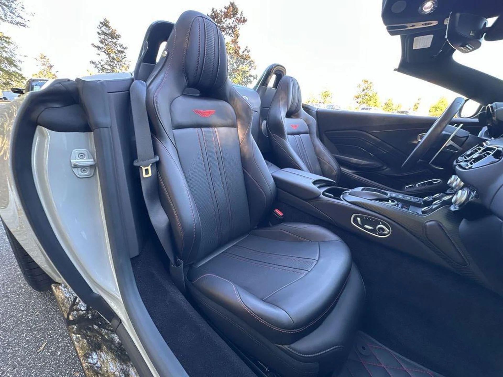 mph018_1054800311_l_Uc6_N_Hn_C8_S_Rdng99_Xz_Yfk_Iv_JN_Hc_e868dd516b