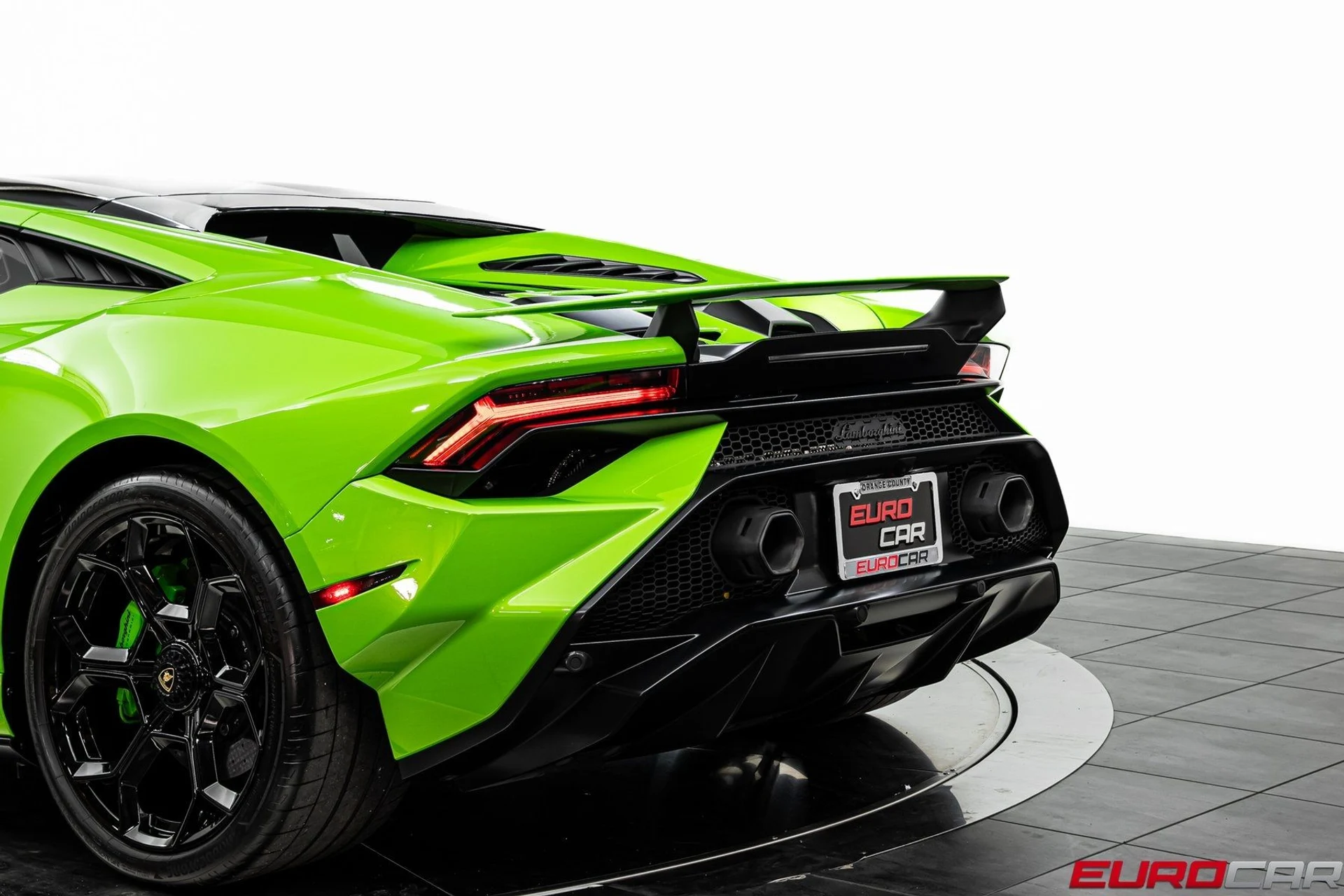 mph018_1062229244_image_19_2b10e25163