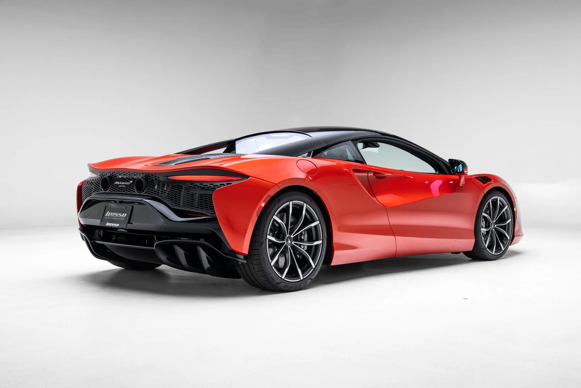 mph018_1064110926_Used_2024_Mc_Laren_Artura_1774465239_66979bdbd7