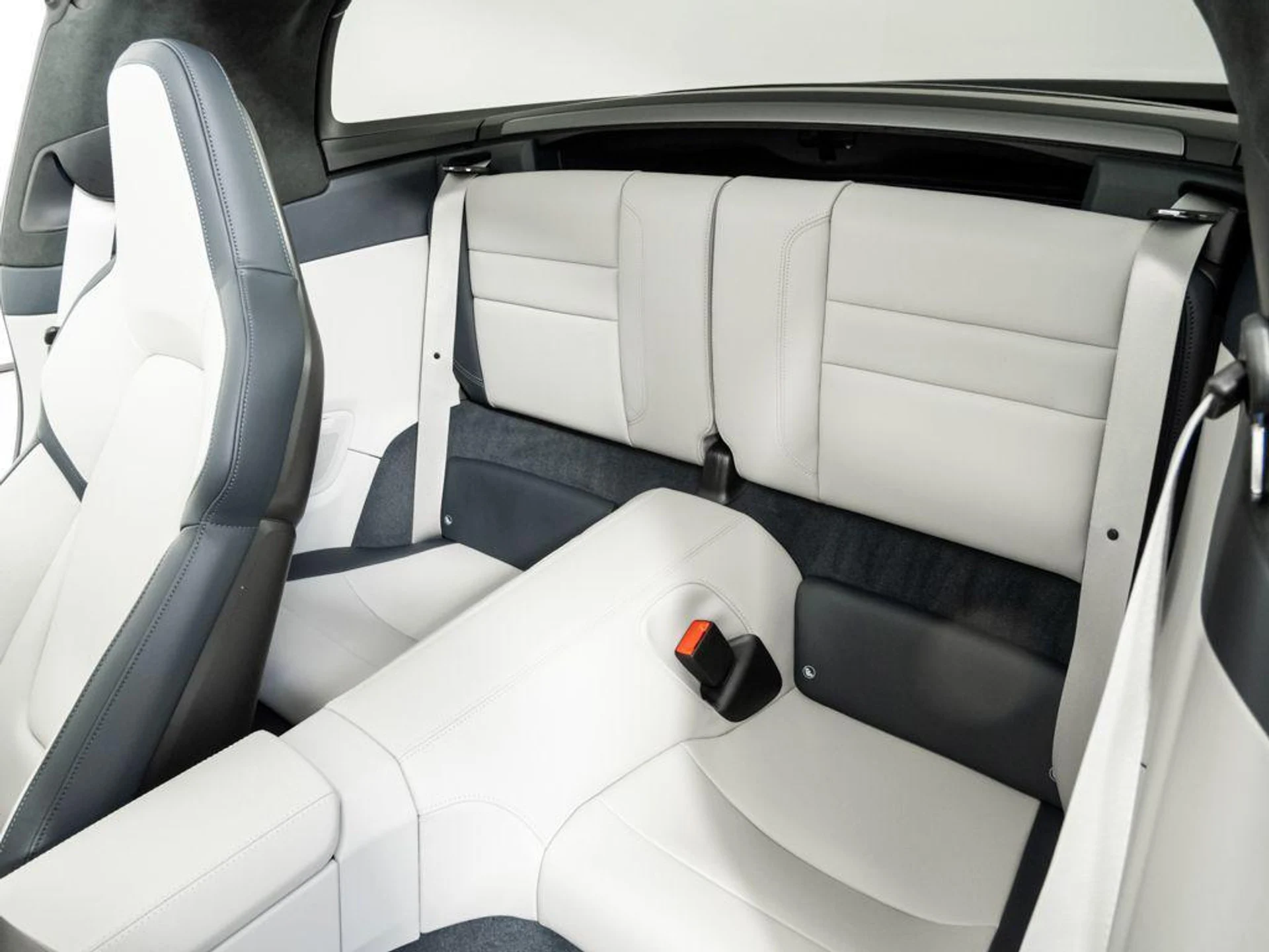 mph018_1065951378_u_J_u_Zy_Csc_Evx_Z_Io_I_I4tuigf5v4_e1ec37a41d