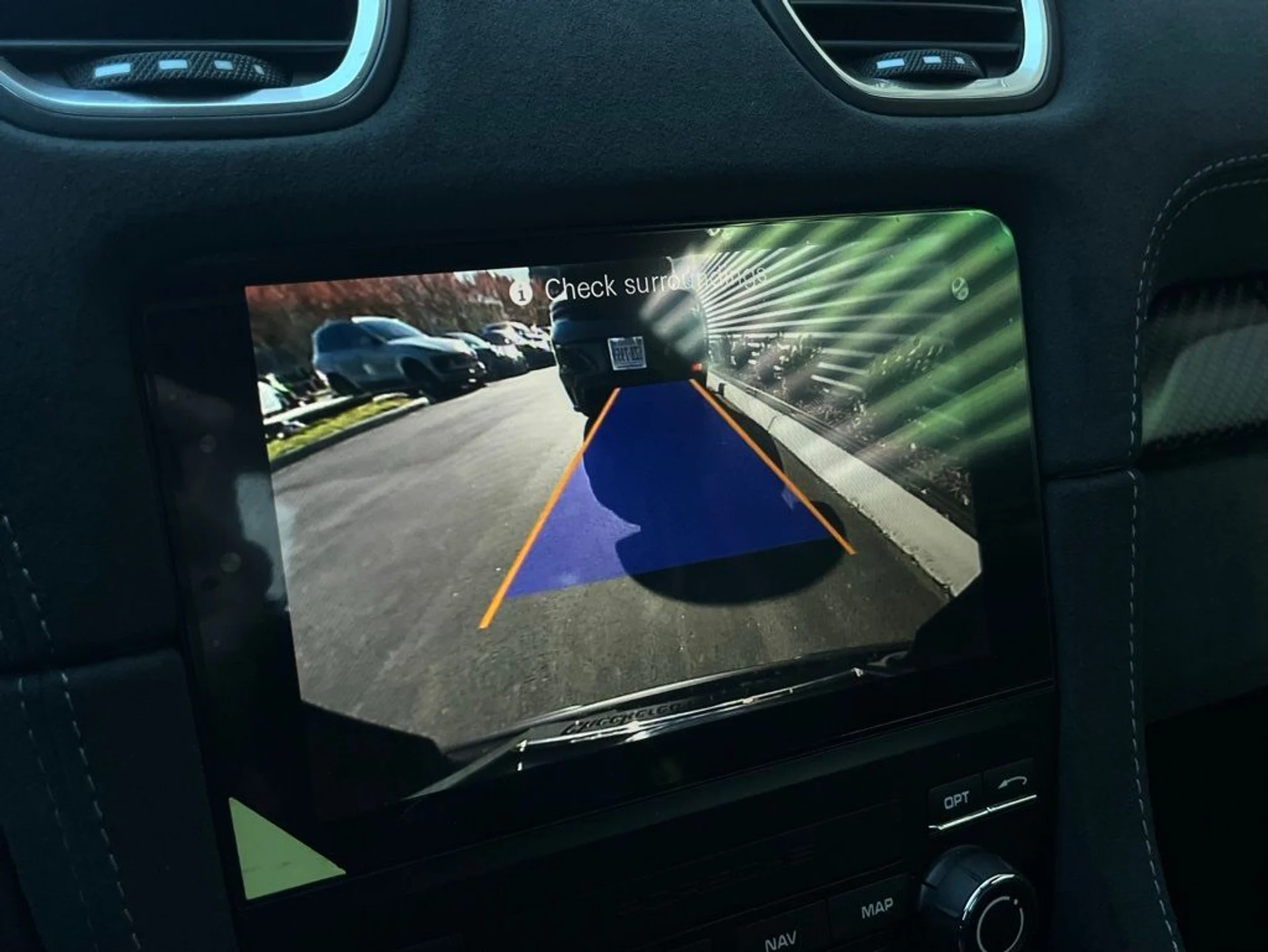 mph018_106897184_de43877915dd5242737b0455b32f66d2_9e3d94de16