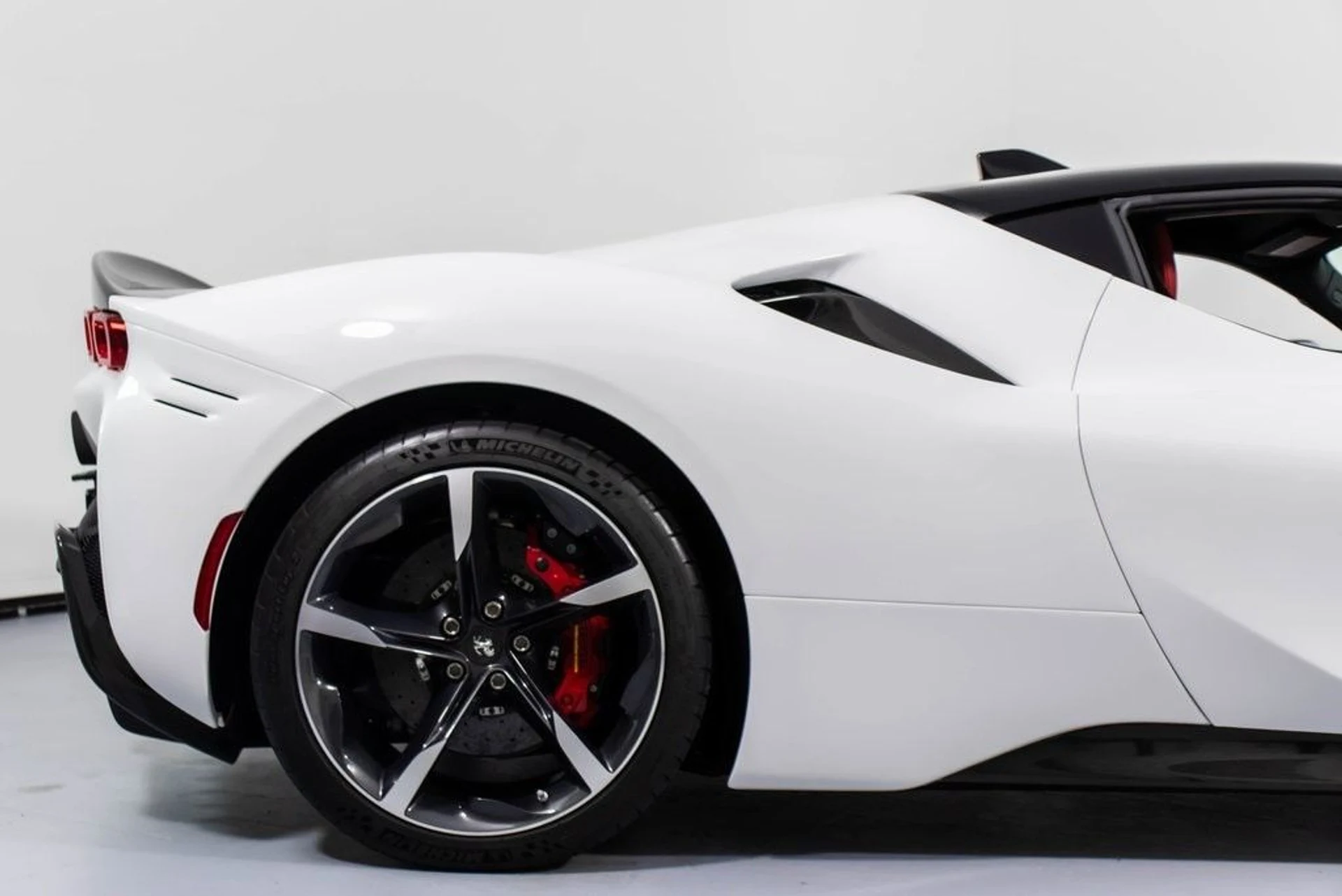 mph018_1069126715_a2ea8870df225e7988ed1ee0736f8860x_d5f96146fa