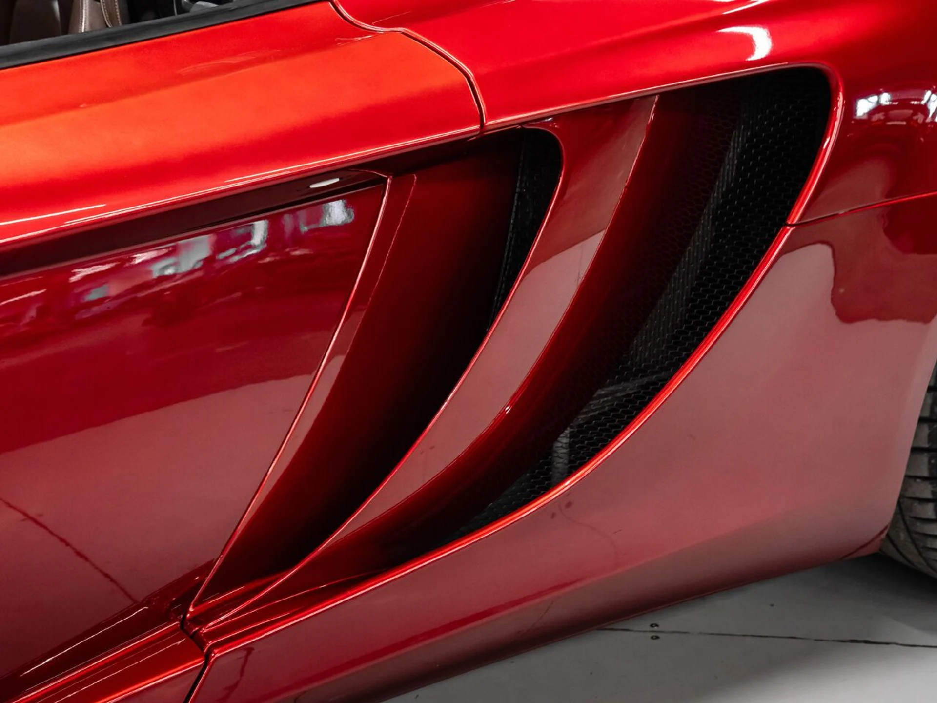 mph018_1070941753_mclaren_mp4_12c_2014_b9f4a16beb