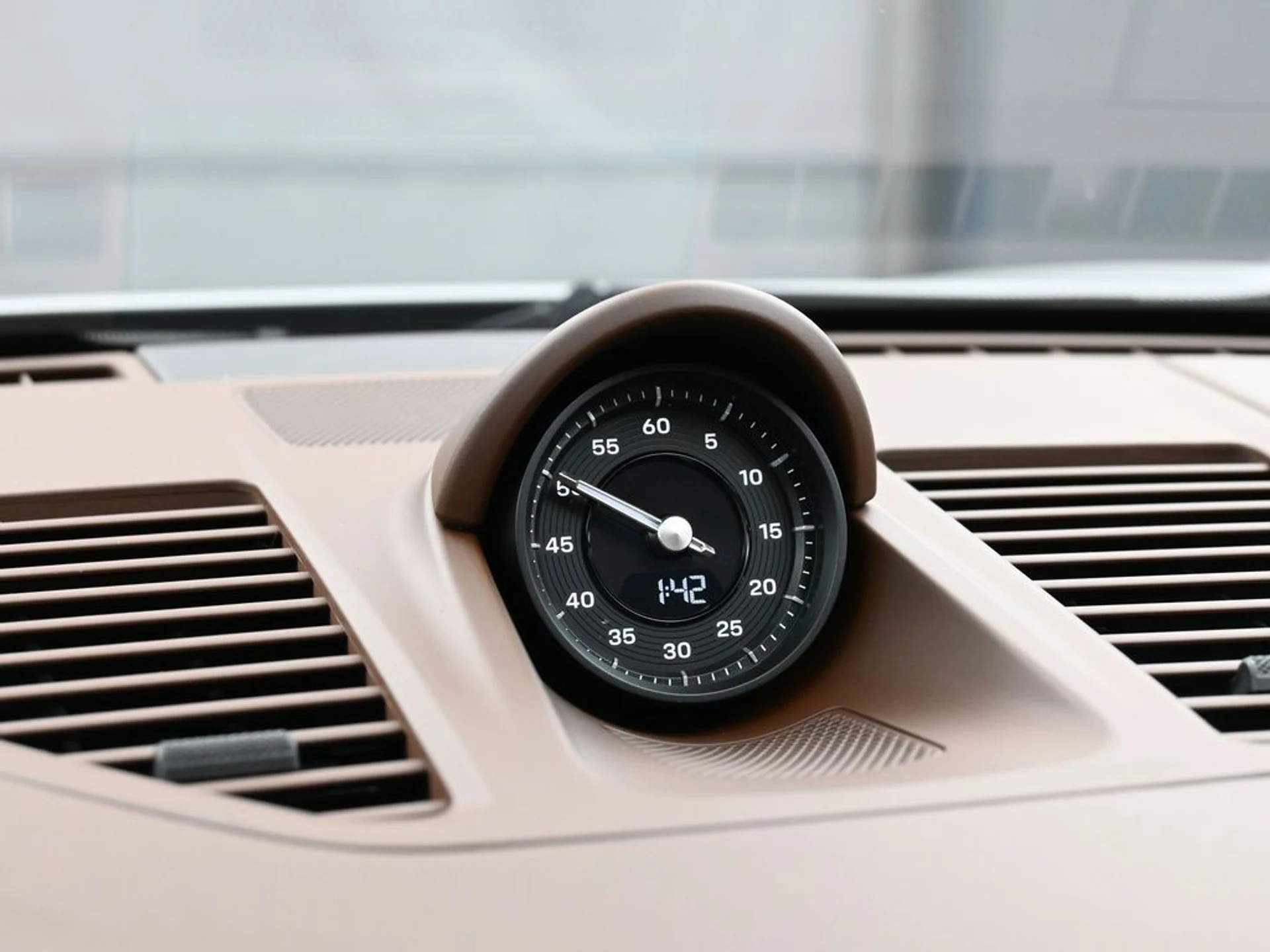 mph018_1083045659_ad29b73a_7773_42b4_8efc_9e971961d0ec_e3ad4f65f2