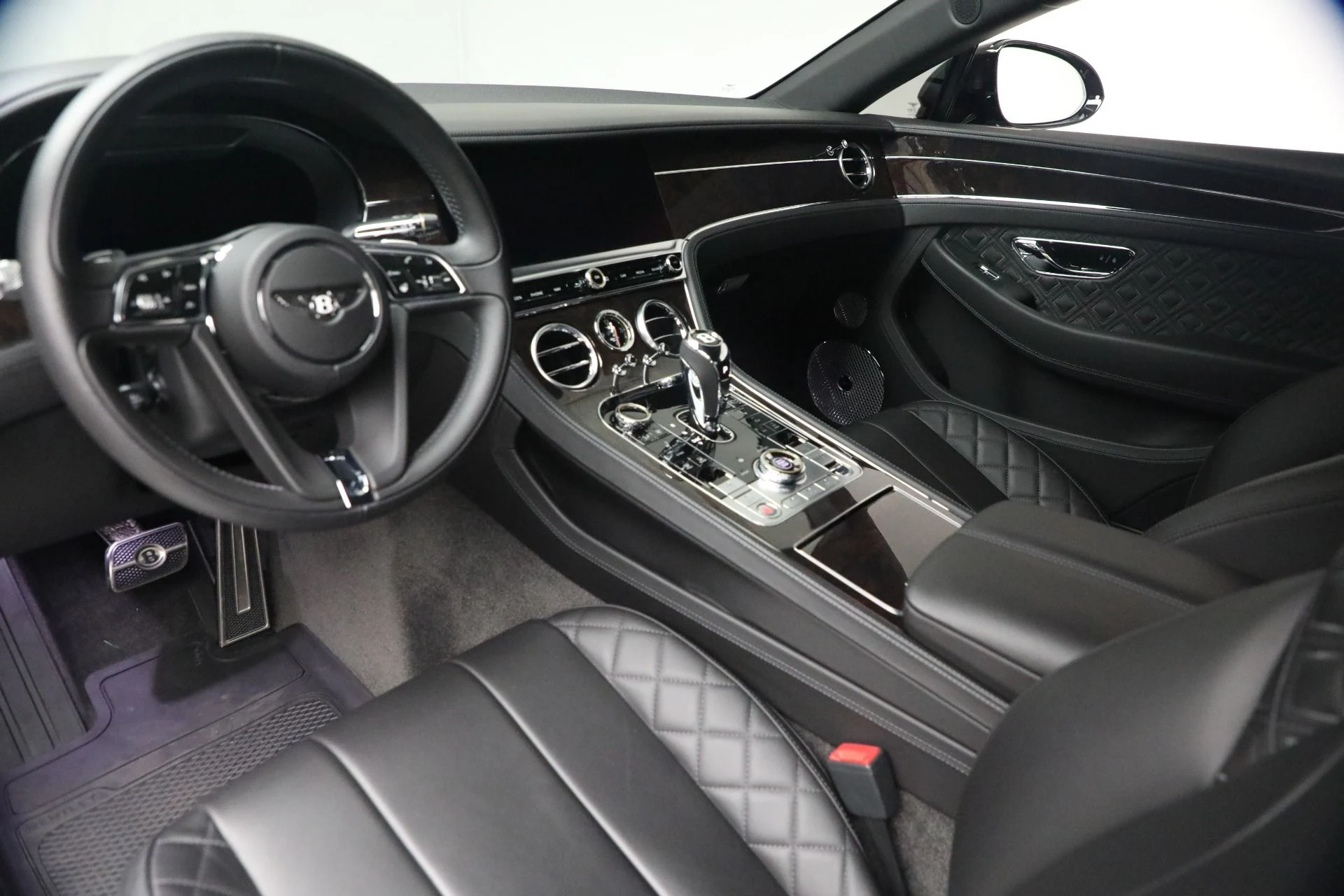 mph018_1091724393_Used_2020_Bentley_Continental_GT_1766428439_7087aeb027